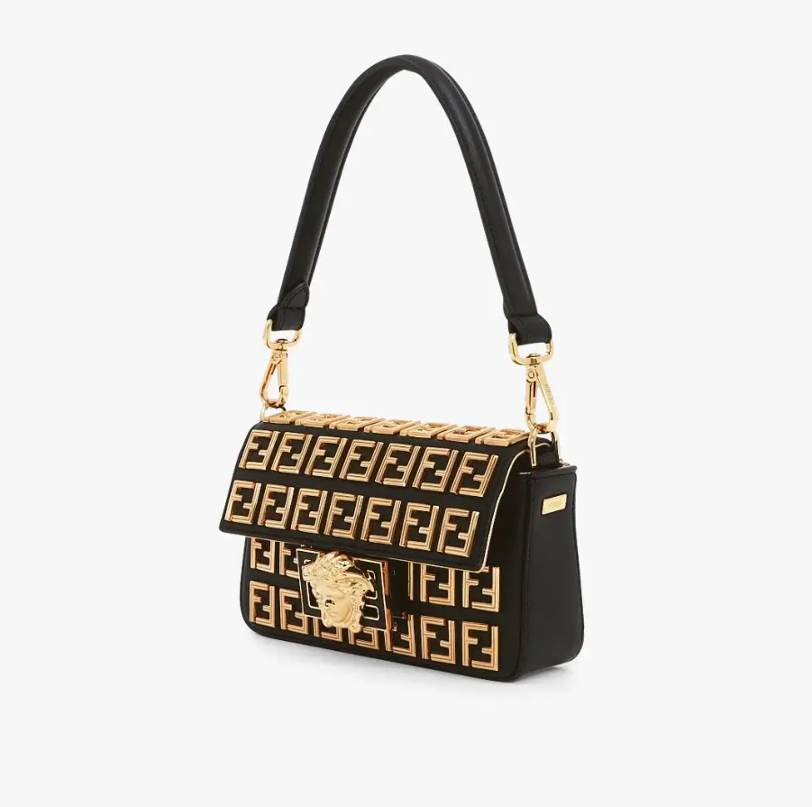 Brooch mini baguette �C Fendace Black leather bag with gold FF motif - Top Club