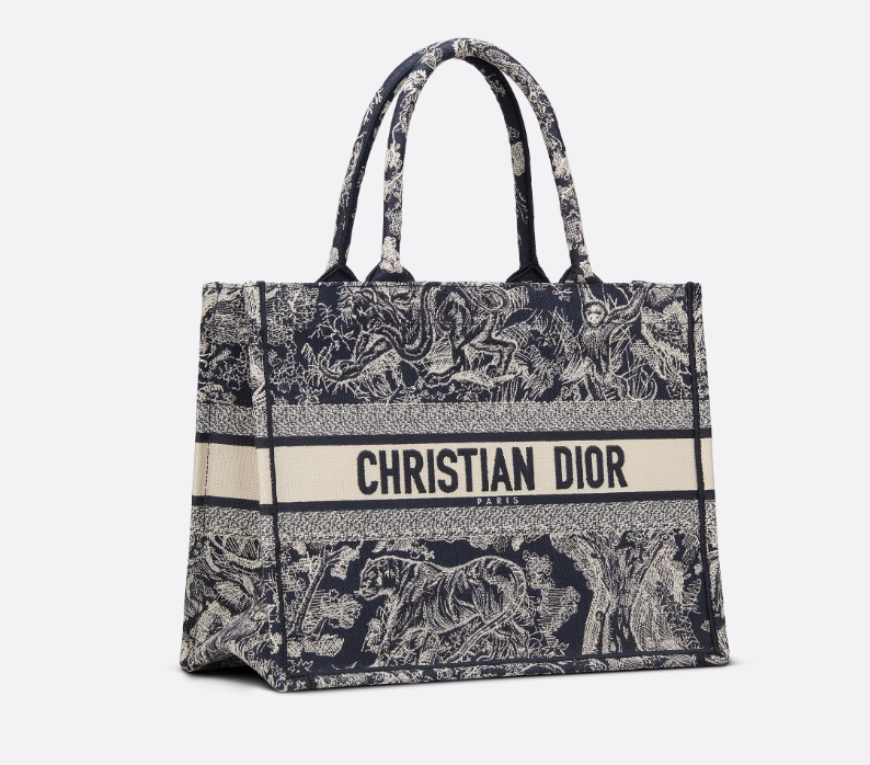 D Medium Book Tote size : 36 x 27.5 x 16.5 cm - Top Club