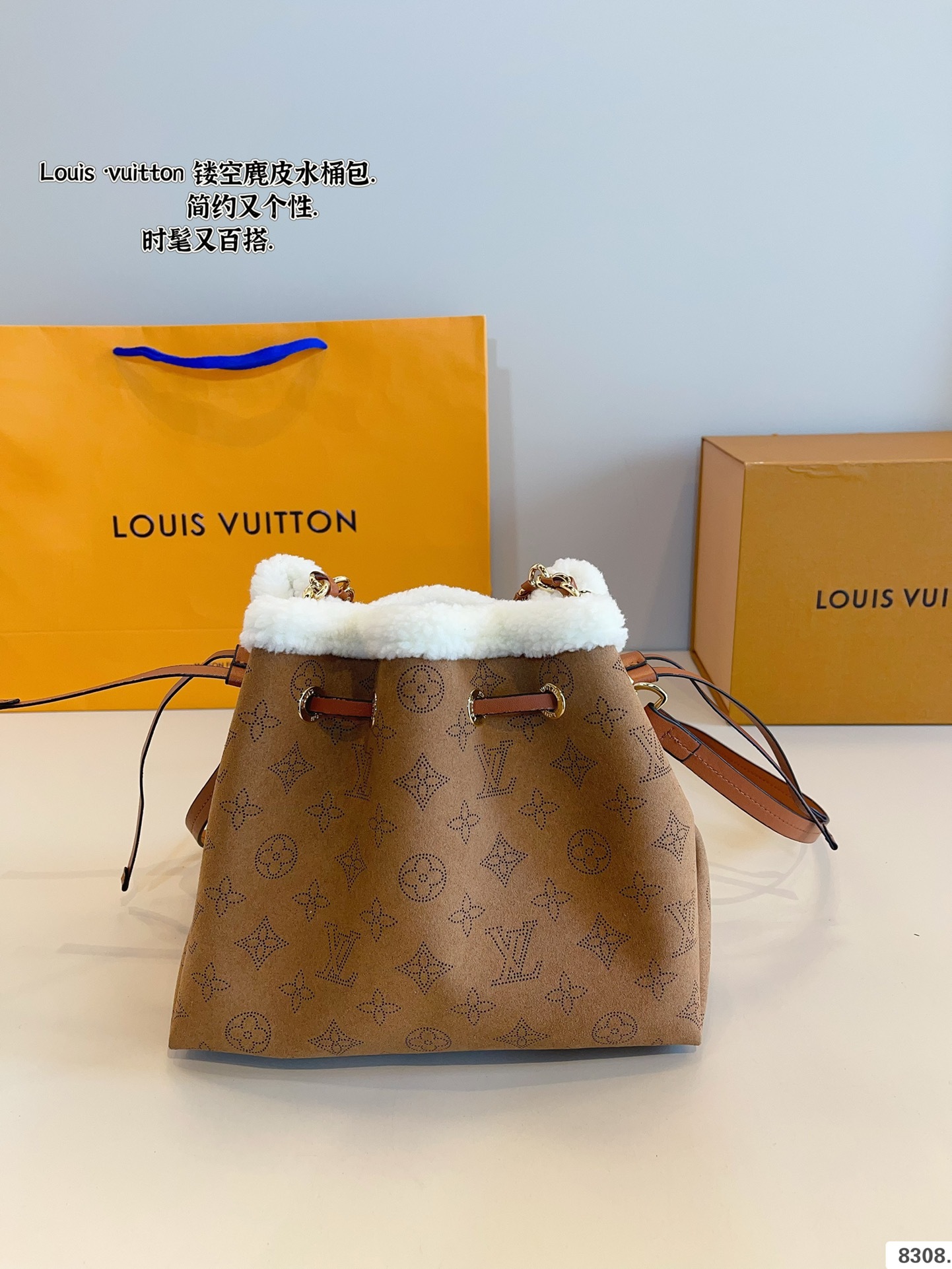 Louis new arrival bucket bag size: 23*14*19cm - Top Club