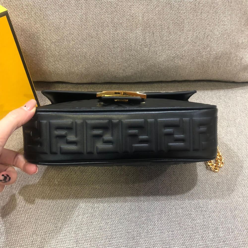 Fendi Baguette Chain Midi - Top Club