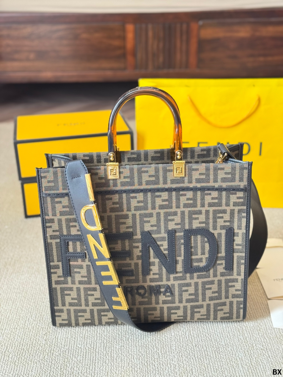 Fen new arrival peekabo tote bag size??35*30 cm - Top Club