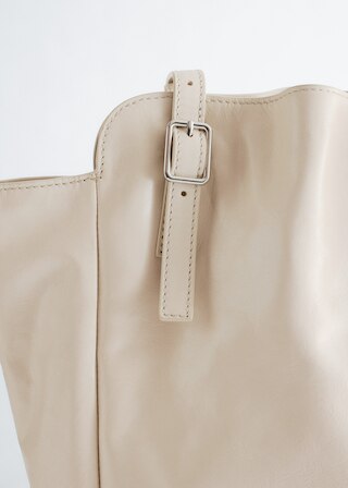 & Other Stories BUCKLE-STRAP LEATHER TOTE