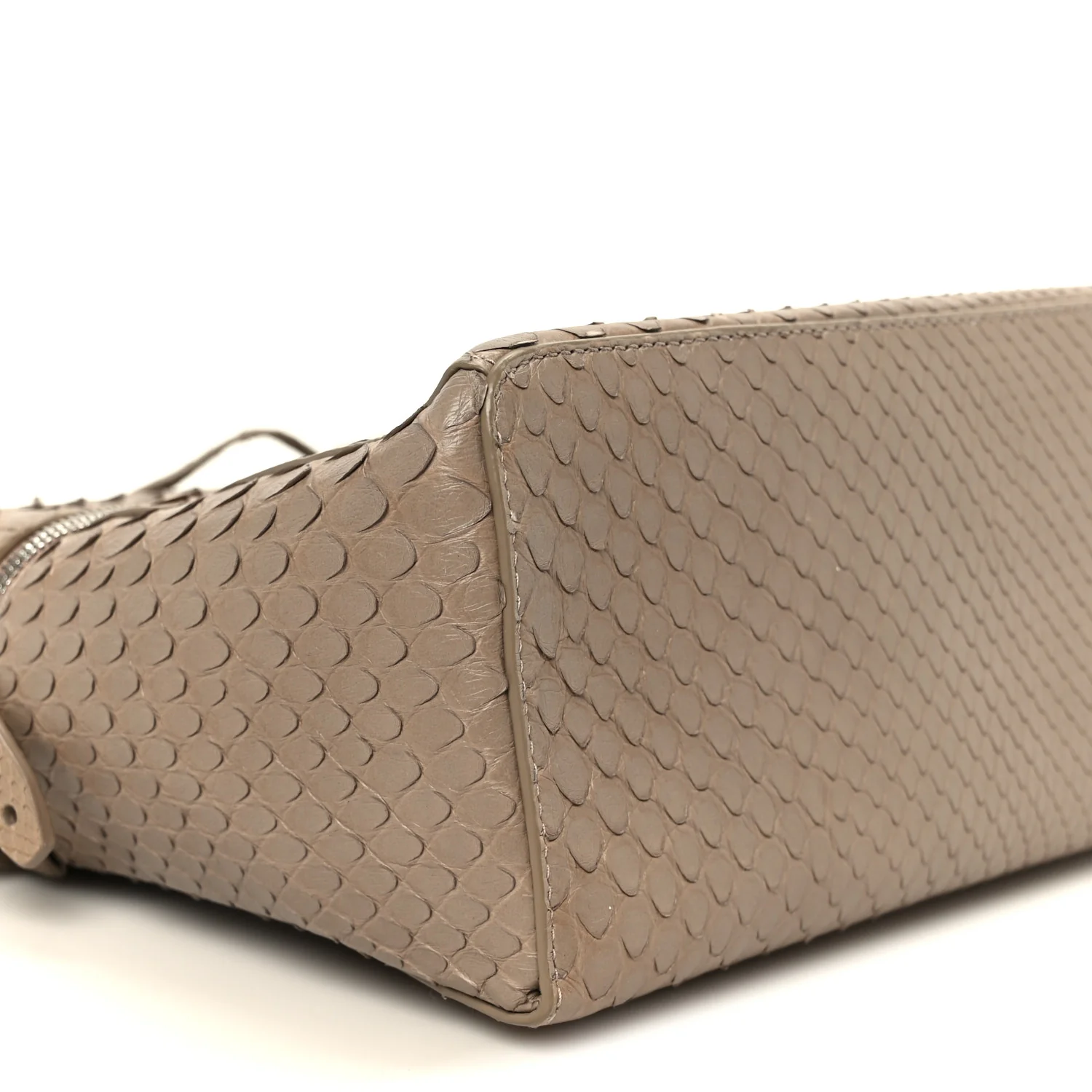 Matte Snakeskin Extra Pocket L27 Grey - Top Club