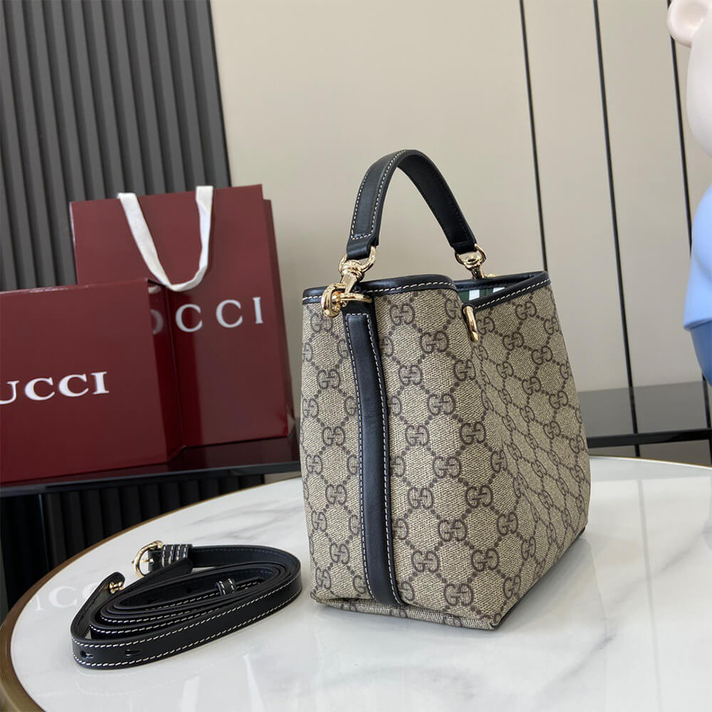 GG Emblem mini bucket bag - Top Club