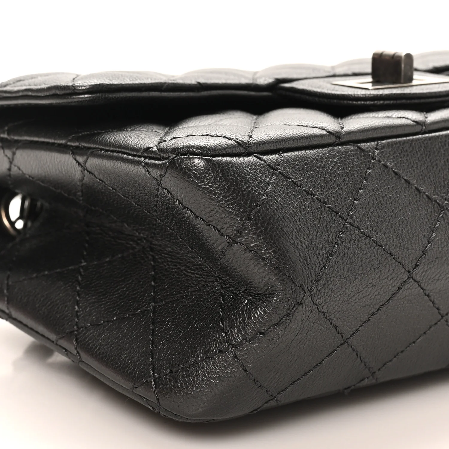 Metallic Sheepskin Quilted 2.55 Reissue Mini Flap Dark Silver - Top Club