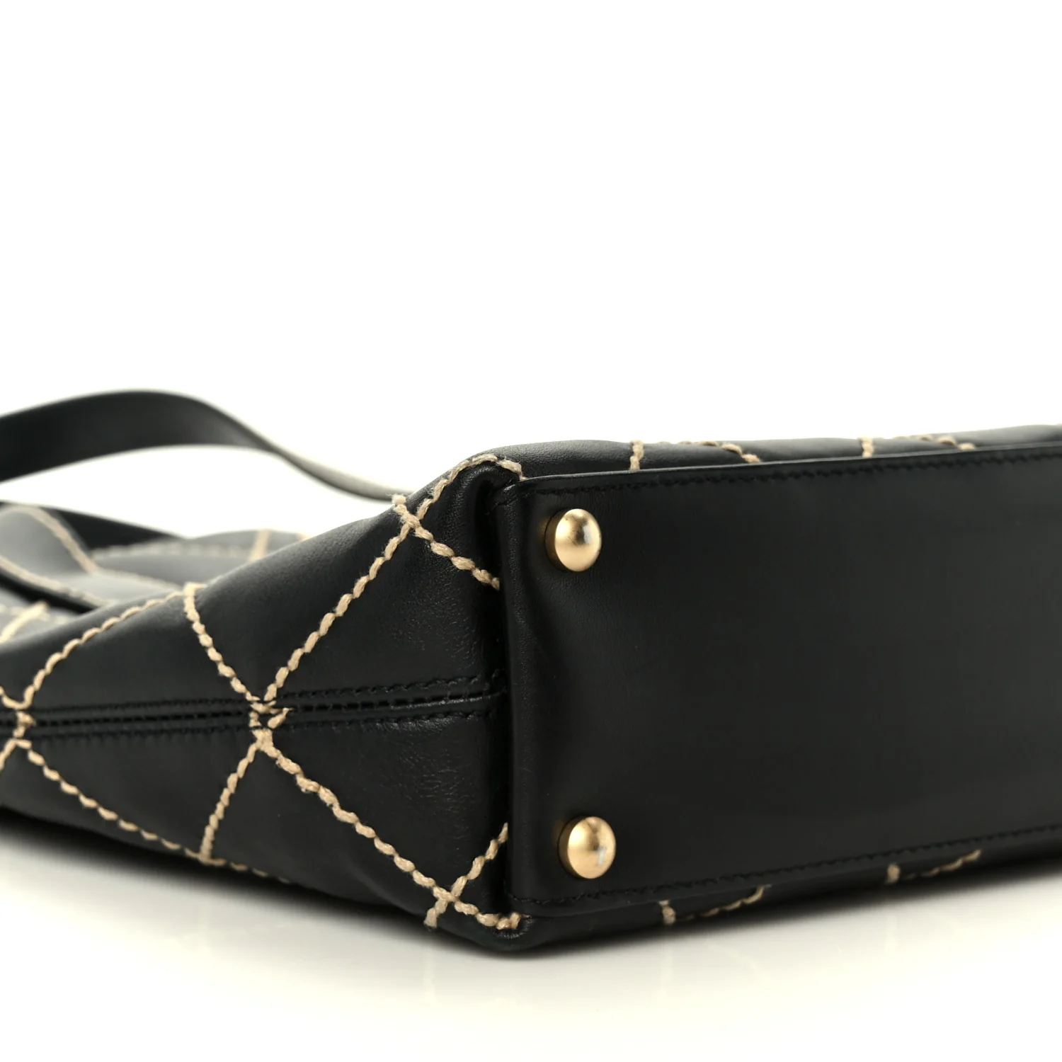 Calfskin Wild Stitch Tote Black - Top Club