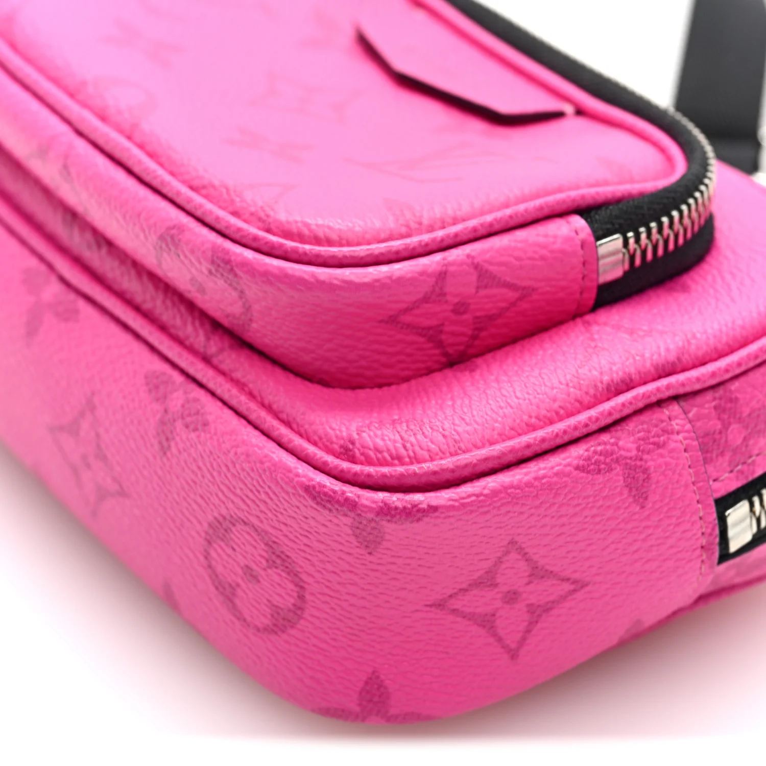 Taigarama Outdoor Pouch Fuchsia - Top Club