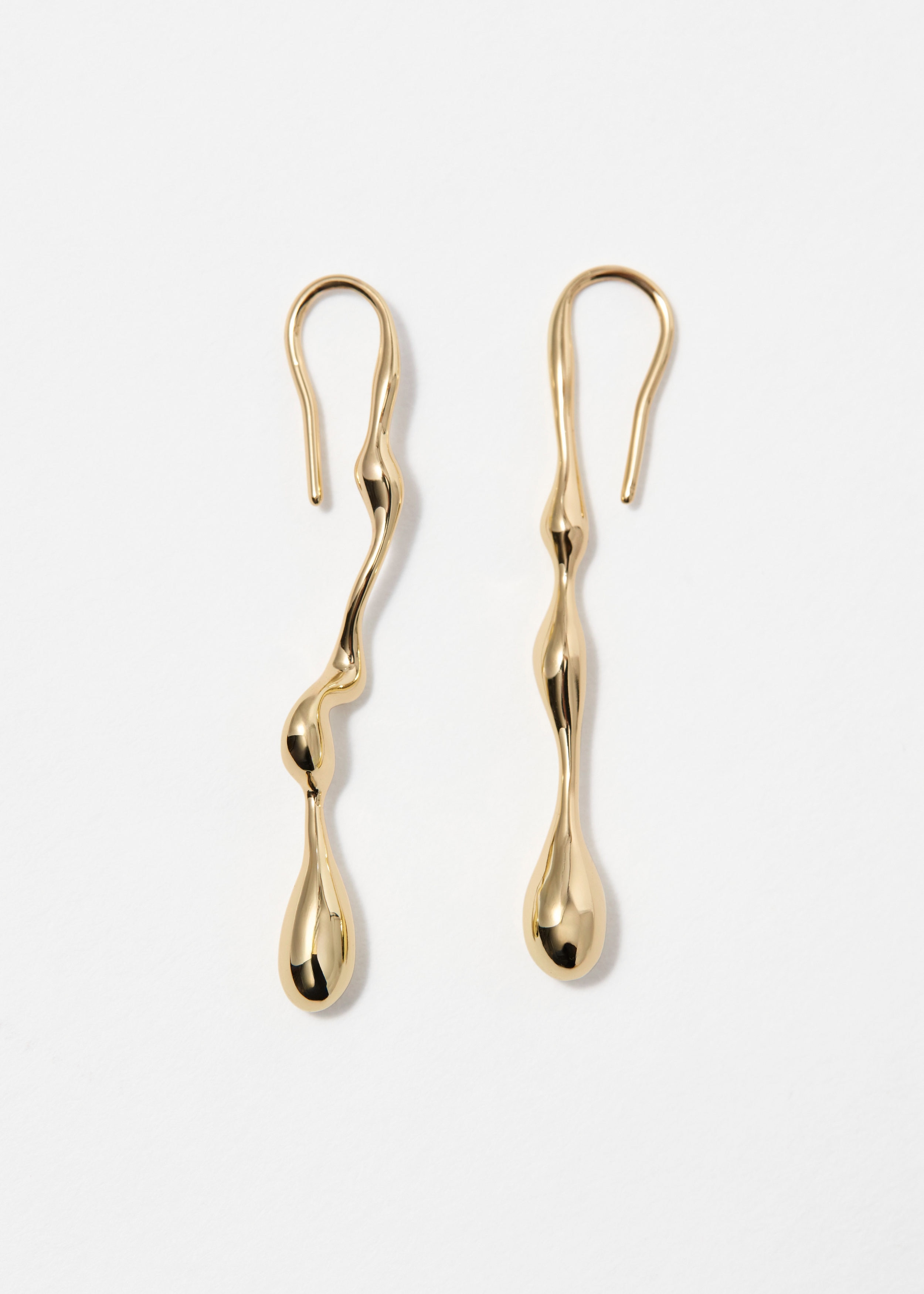 & Other Stories ELONGATED DROP EARRINGS
