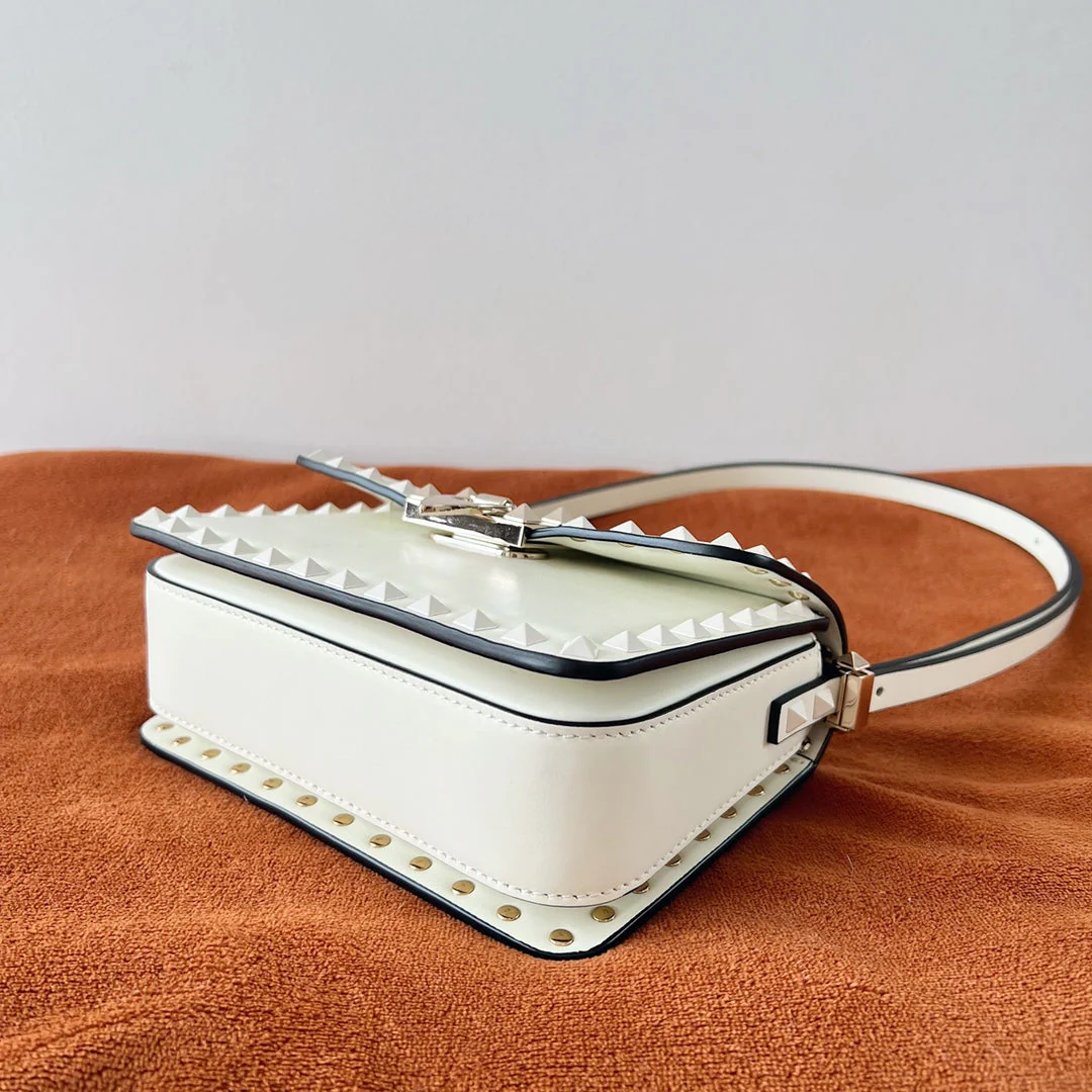 Valentino Garavani Rockstud Shoulder White Bag - 18.5x12x8cm - Top Club