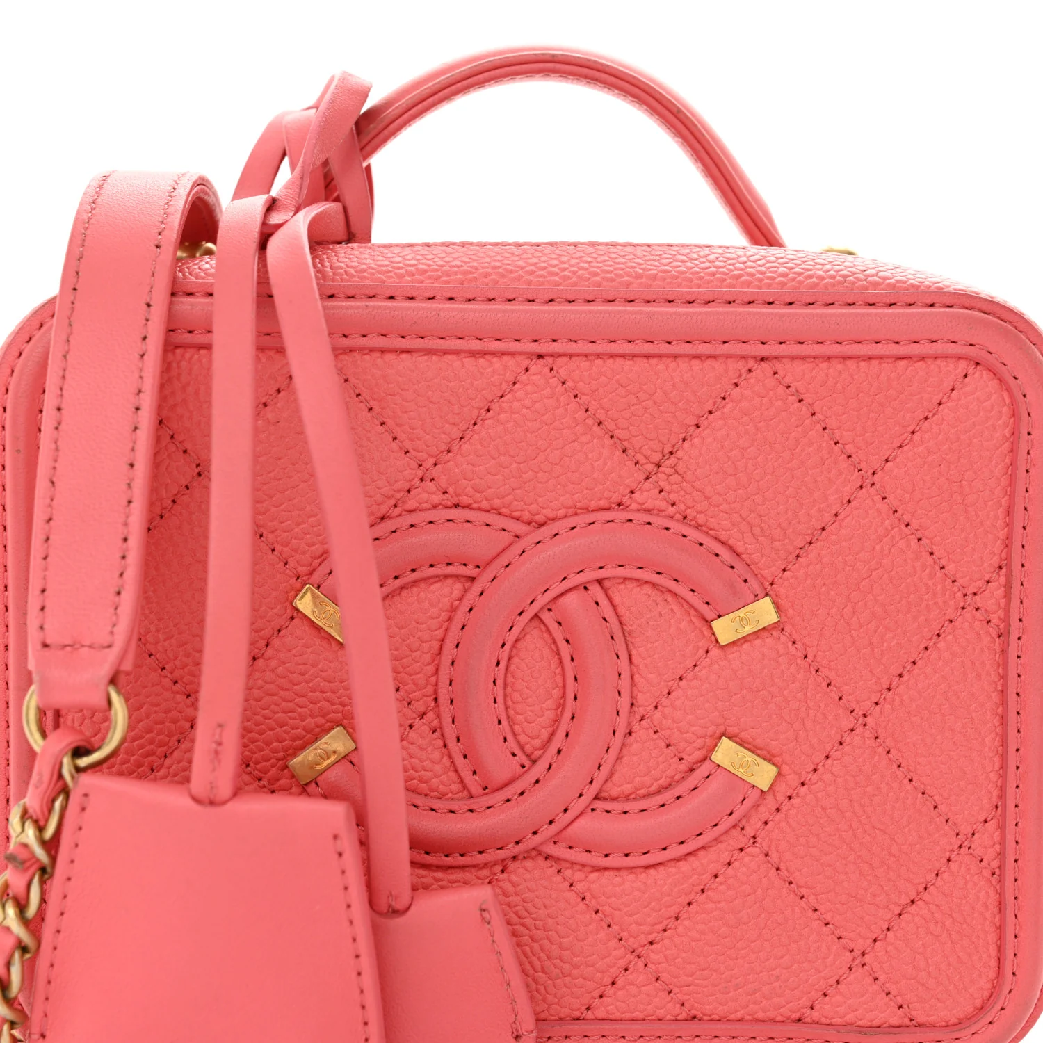 Caviar Quilted Small CC Filigree Vanity Case Coral - Top Club