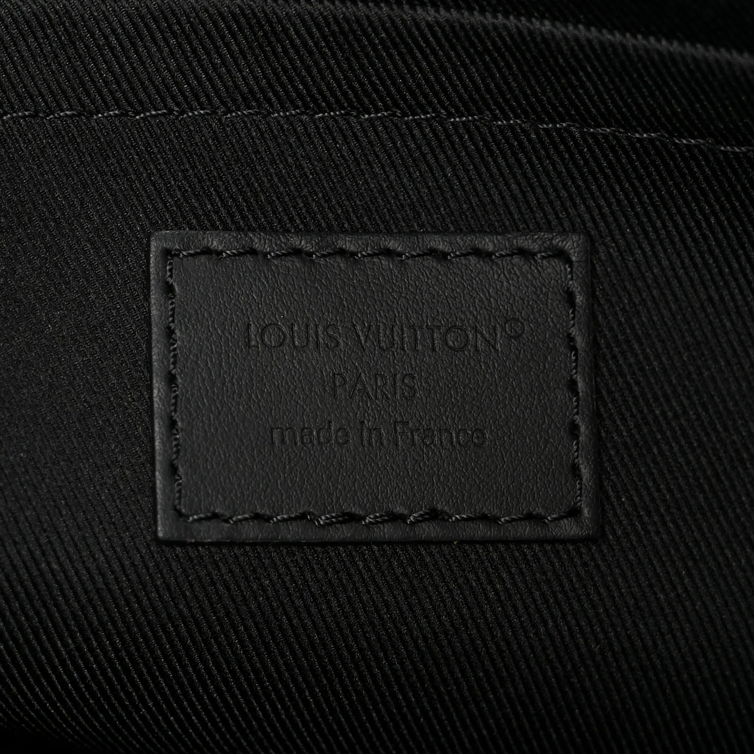 Calfskin Aerogram Fastline Messenger Black - Top Club