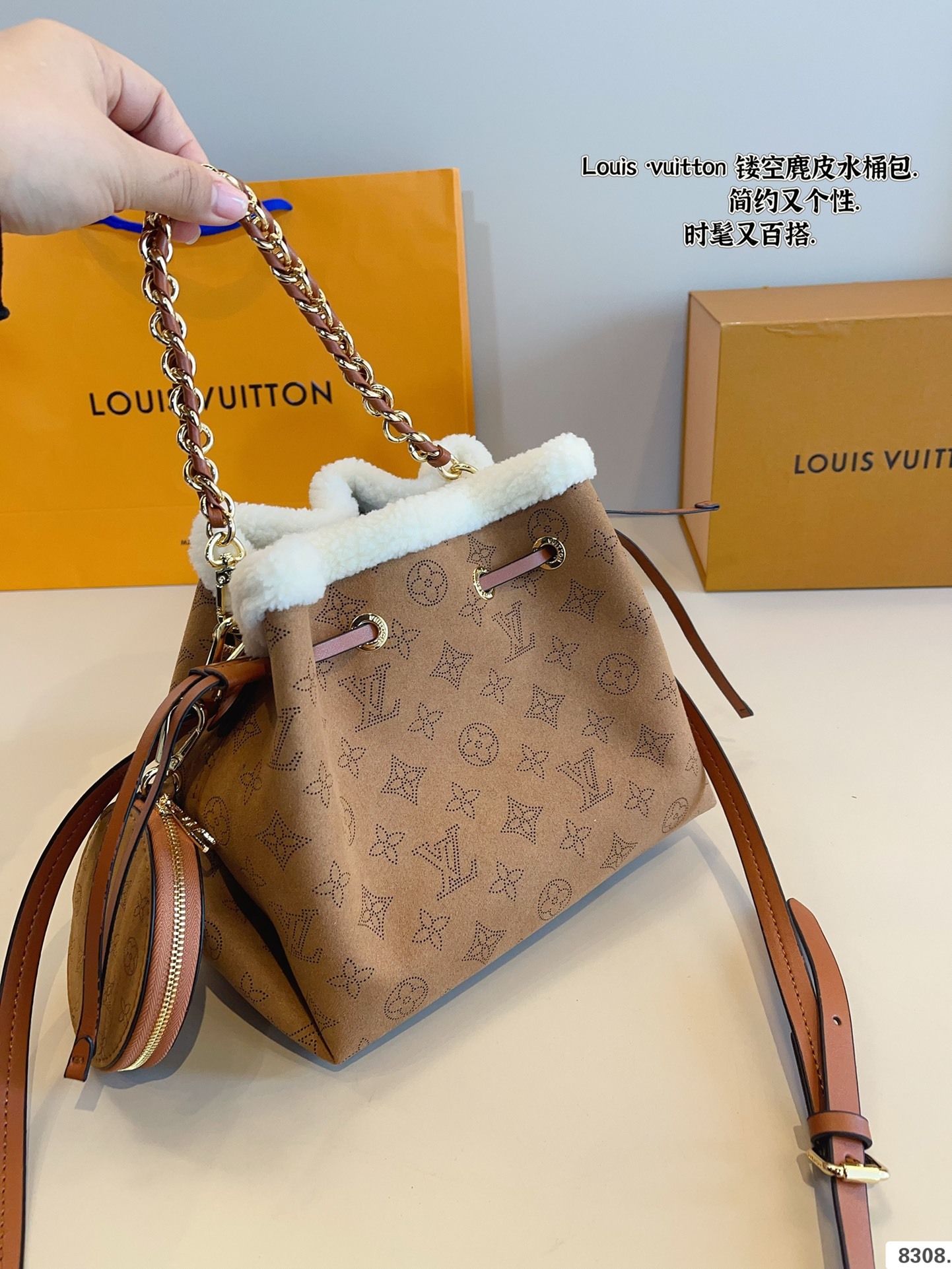 Louis new arrival bucket bag size: 23*14*19cm - Top Club