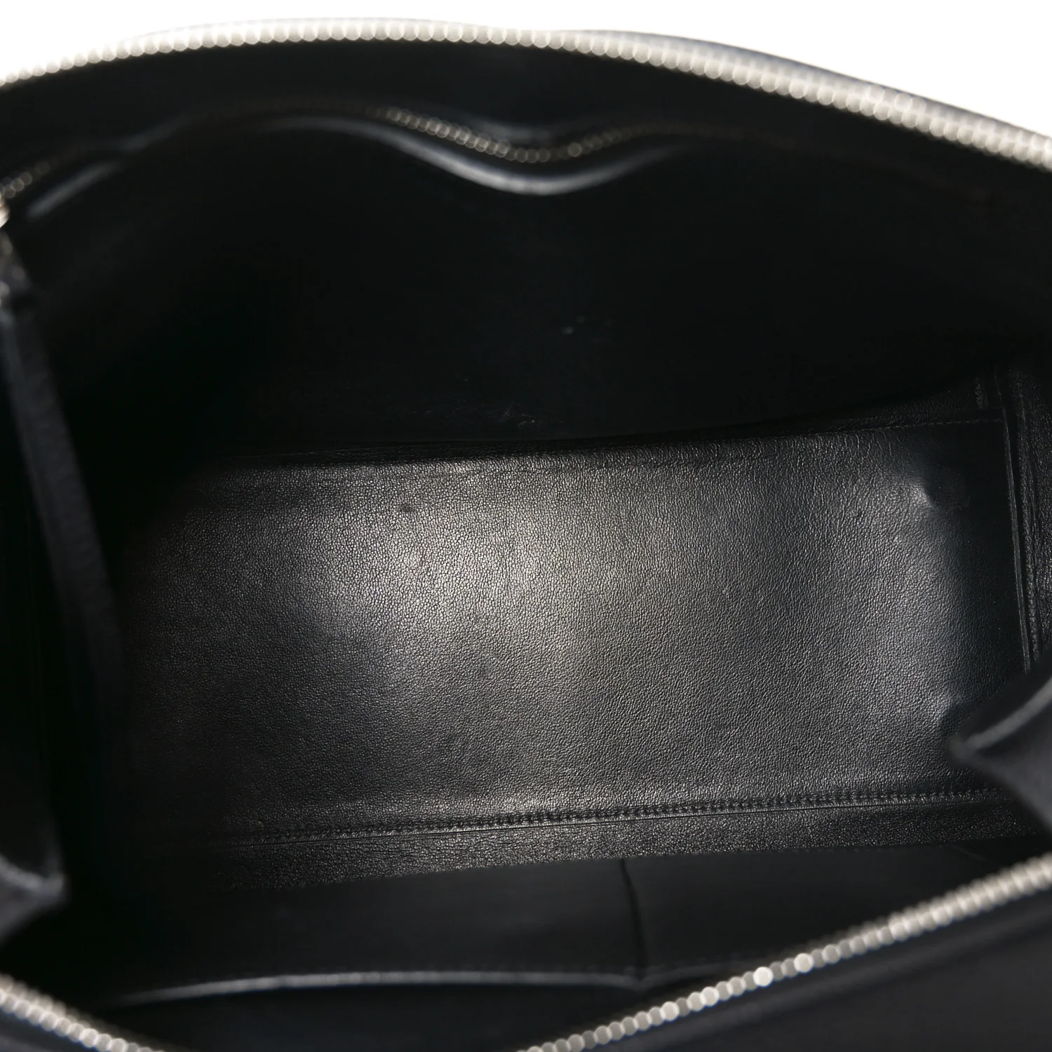 Grained Calfskin Edge Shoulder Bag Black - Top Club