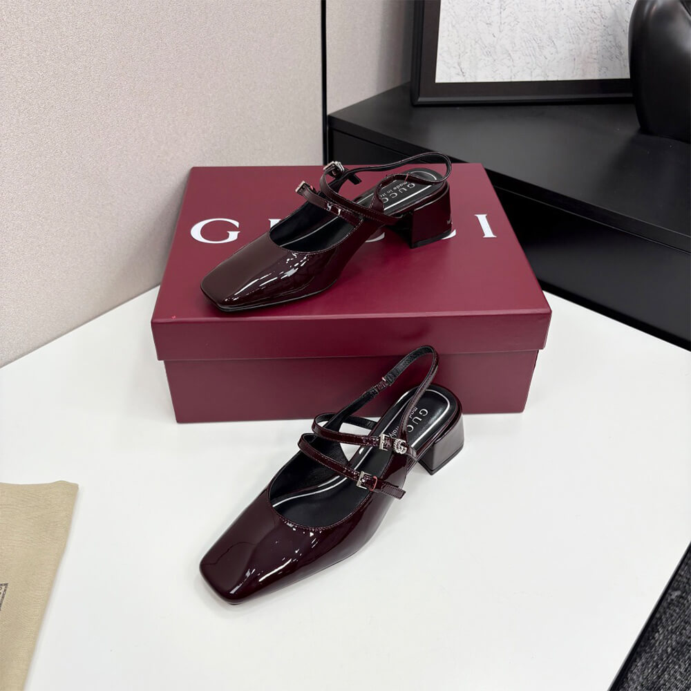 Gucci Women s pump with Double G - Top Club