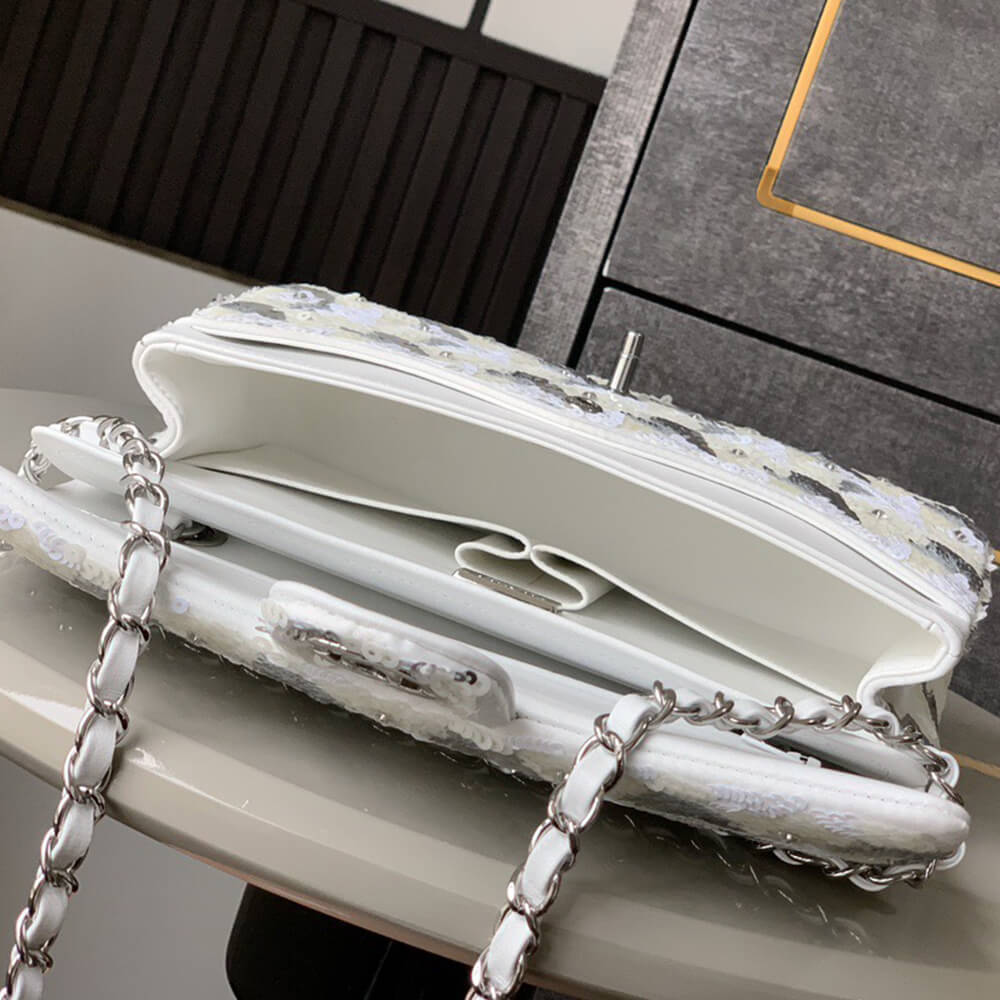 Chanel Classic 11.12 Handbag(high-end grade) - Top Club