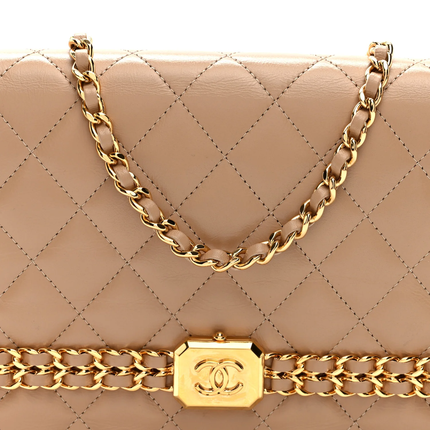 Shiny Aged Calfskin Quilted Clutch With Chain Dark Beige - Top Club