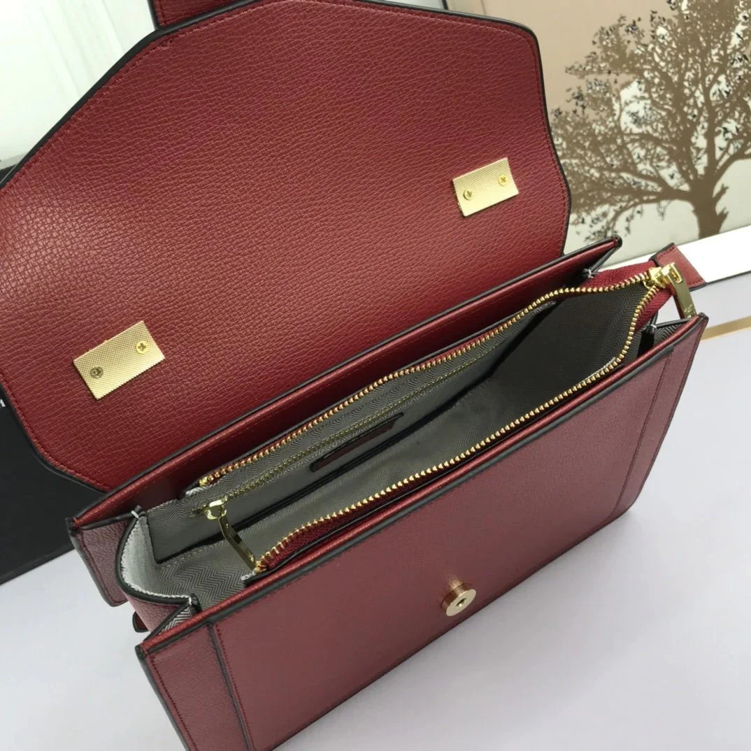 YSL original leather women's shoulder bag in Red - Top Club