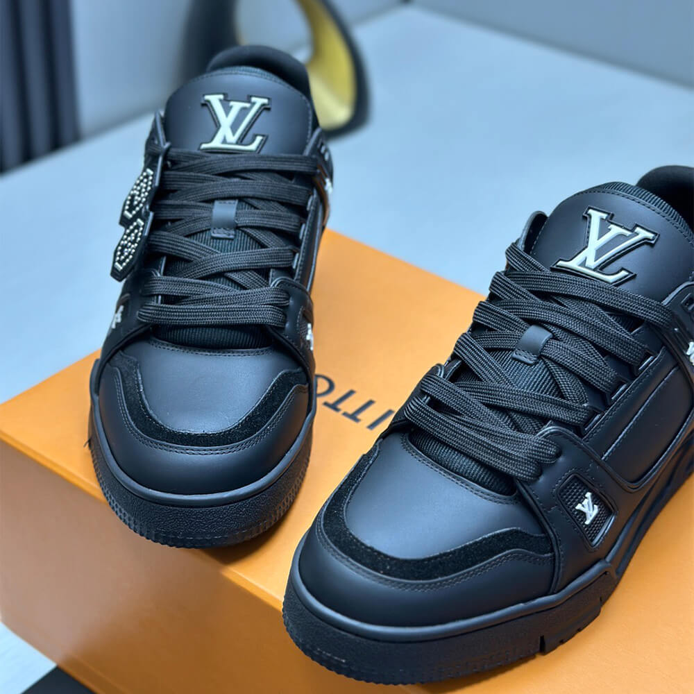 LV Trainer Sneaker - Top Club
