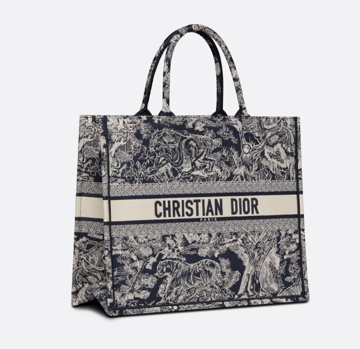 D Medium Book Tote size : 36 x 27.5 x 16.5 cm - Top Club