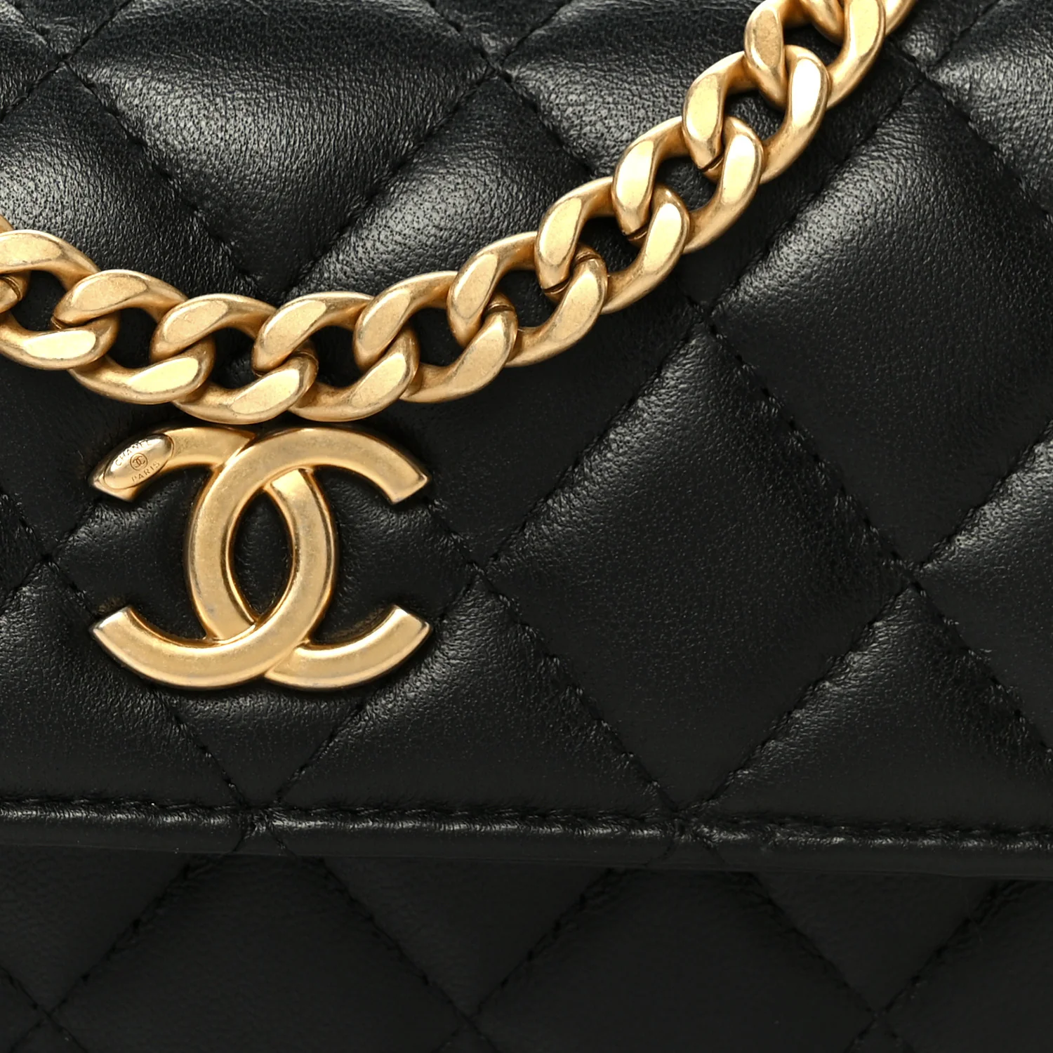 Lambskin Quilted Sweet Camellia Flap Phone Holder With Chain Black - Top Club