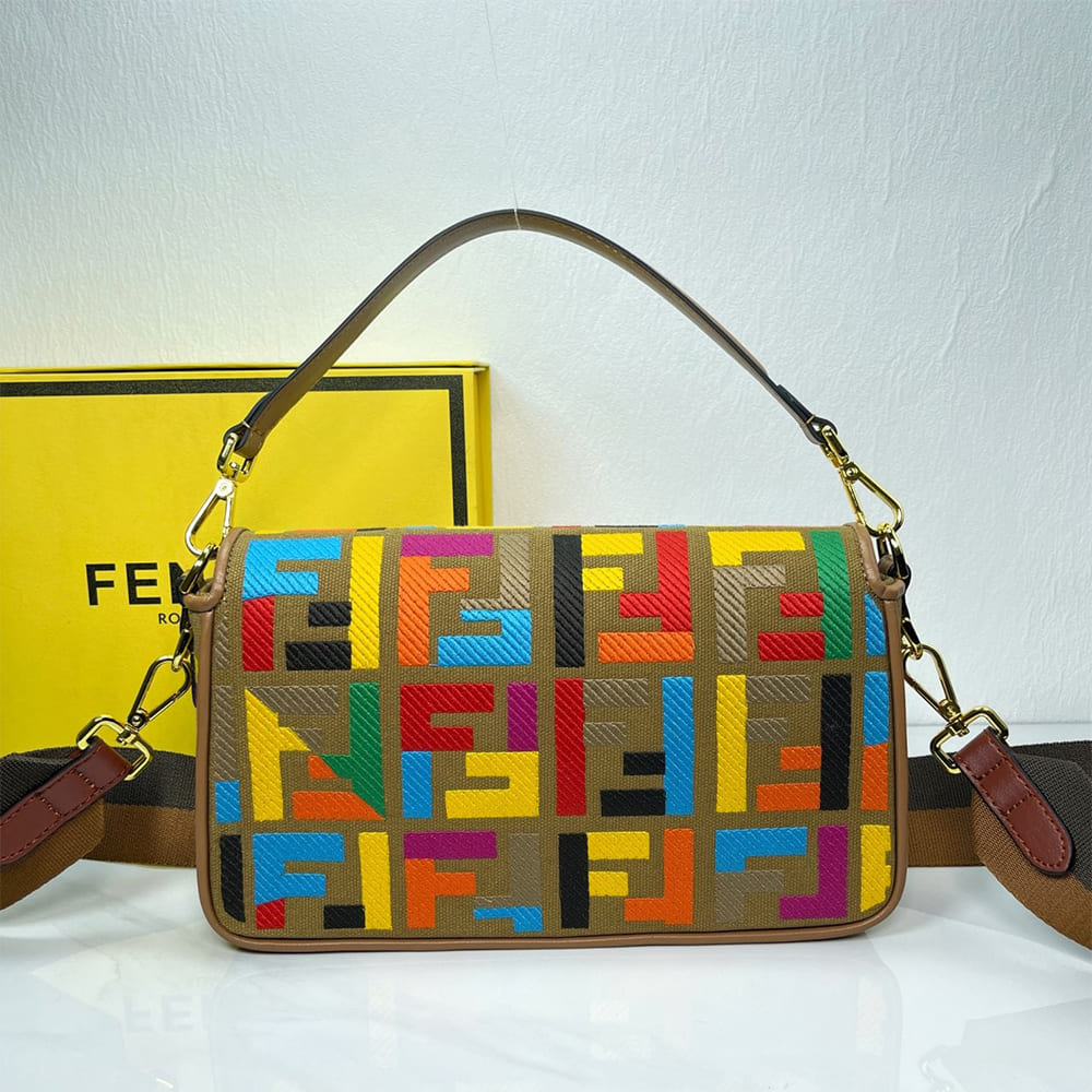 Fendi Baguette - Top Club