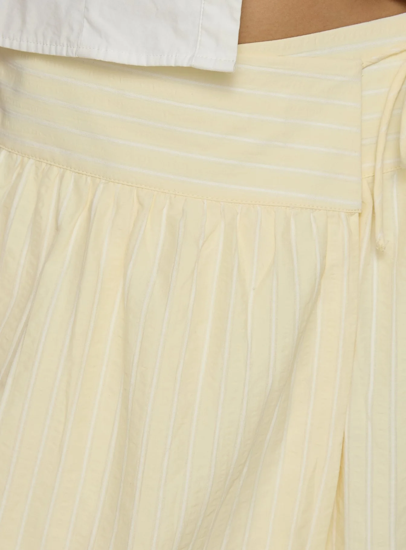 Sunney Wrap Midi Skirt Yellow