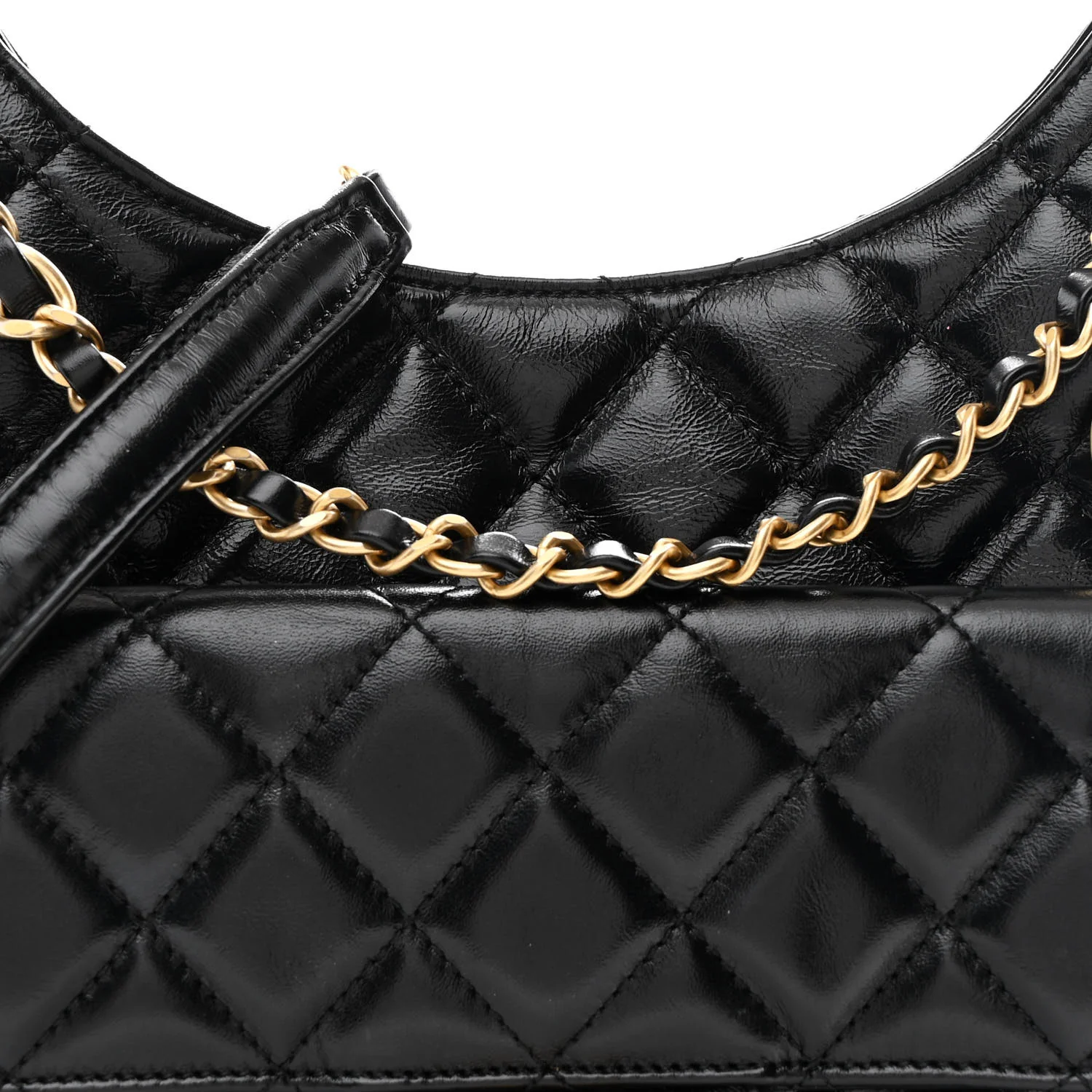 Shiny Crumpled Calfskin Quilted Wavy CC Hobo Black - Top Club
