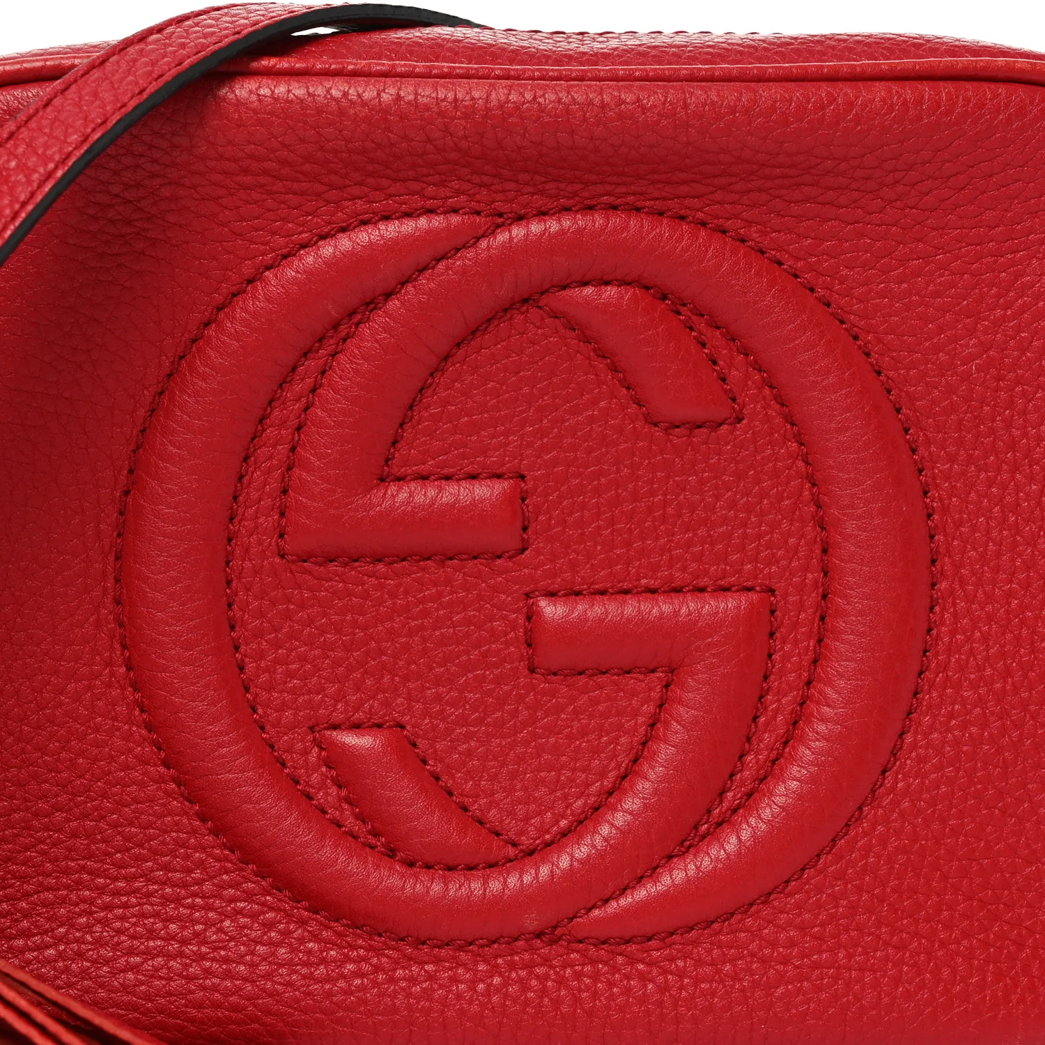 Pebbled Calfskin Small Soho Disco Bag Vibrant Red - Top Club