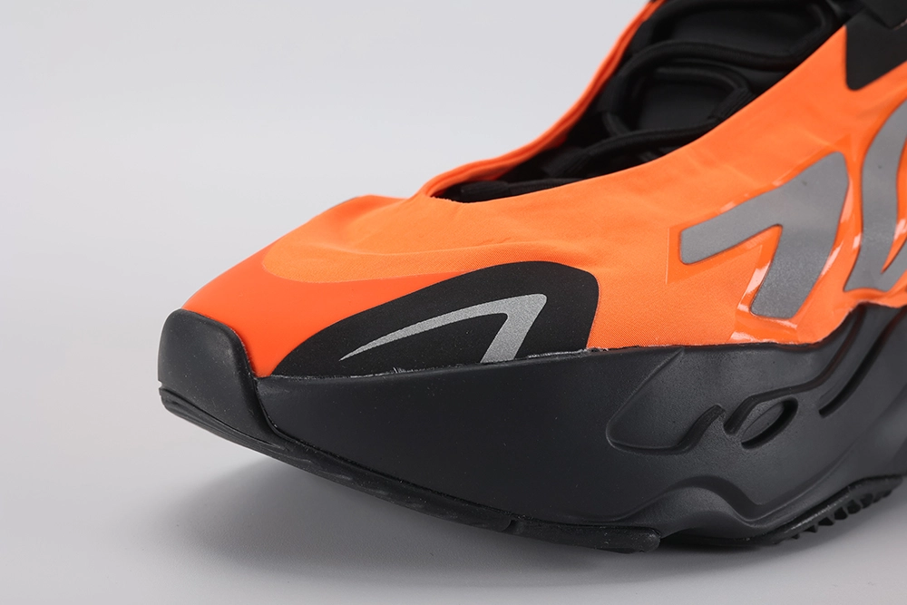 Yeezy Replica Boost 700 MNVN - Sneaker Replica Workshop
