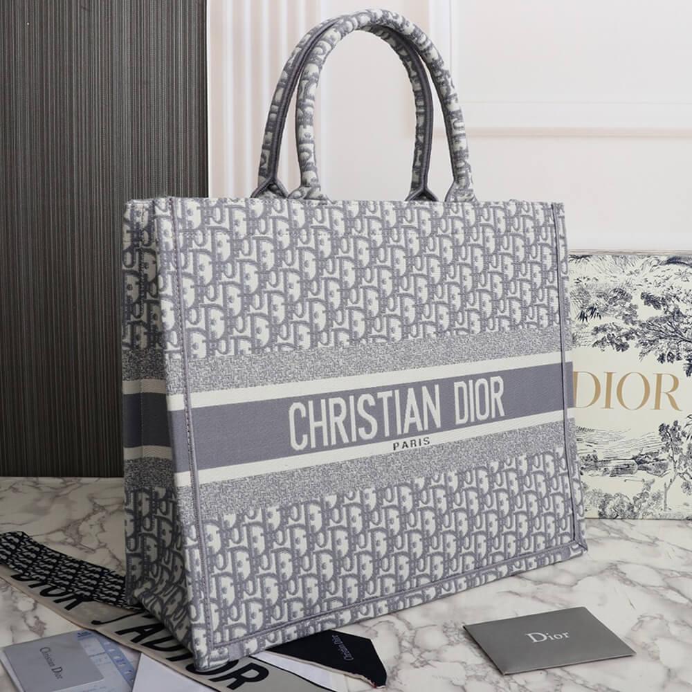 LARGE DIOR BOOK TOTE - Top Club