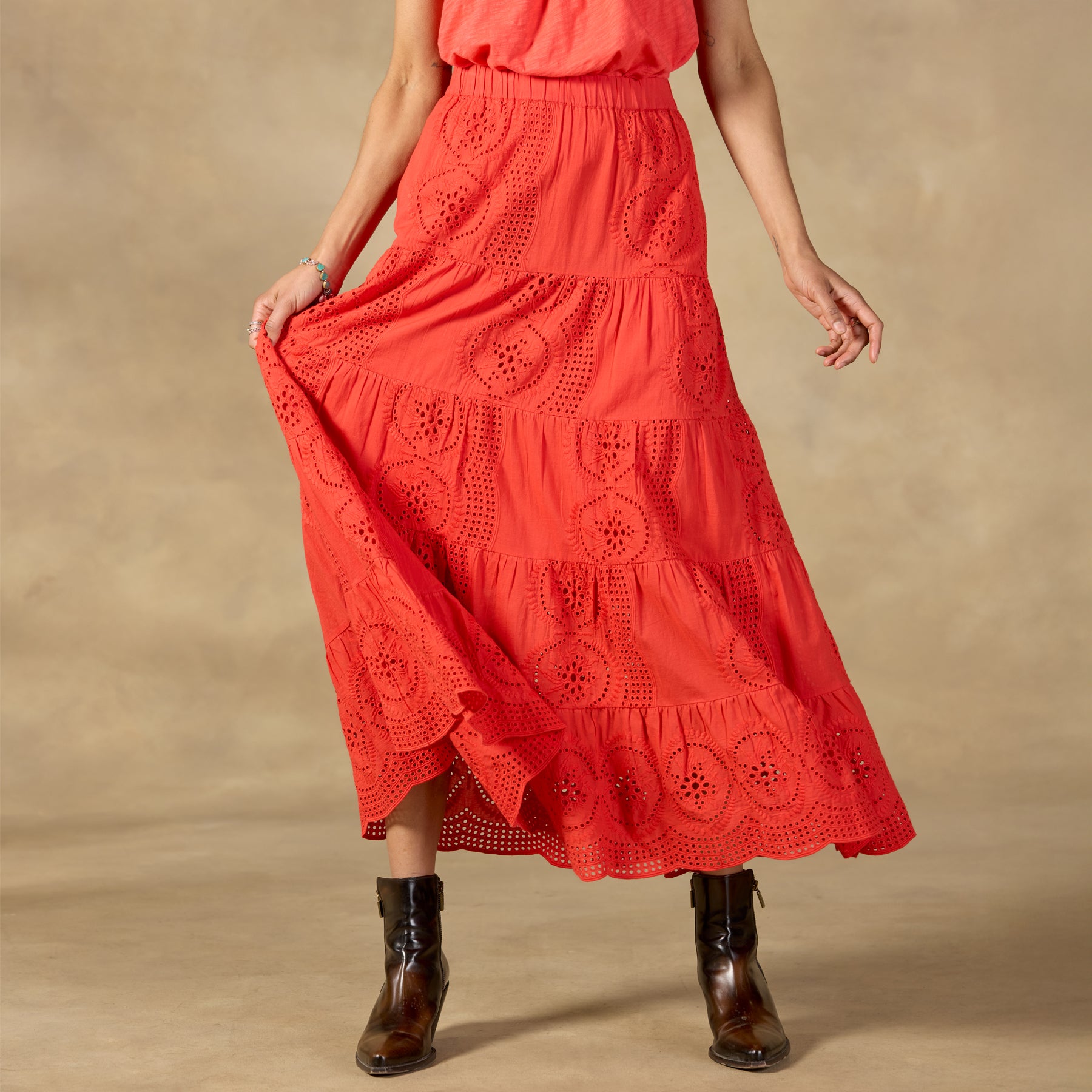 Ensenada Skirt - Sundance Living