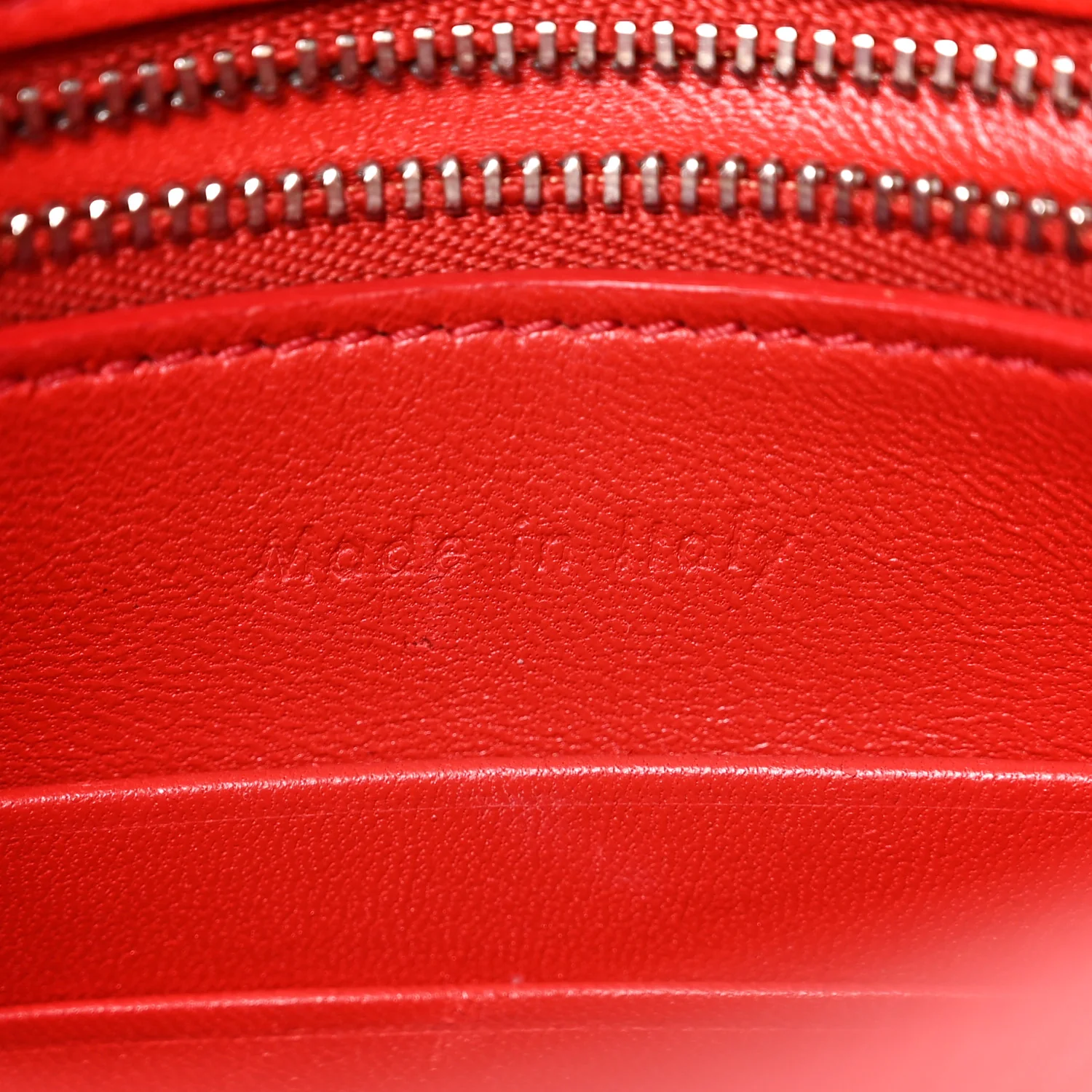 Grained Calfskin Small Trotteur Coquelicot - Top Club