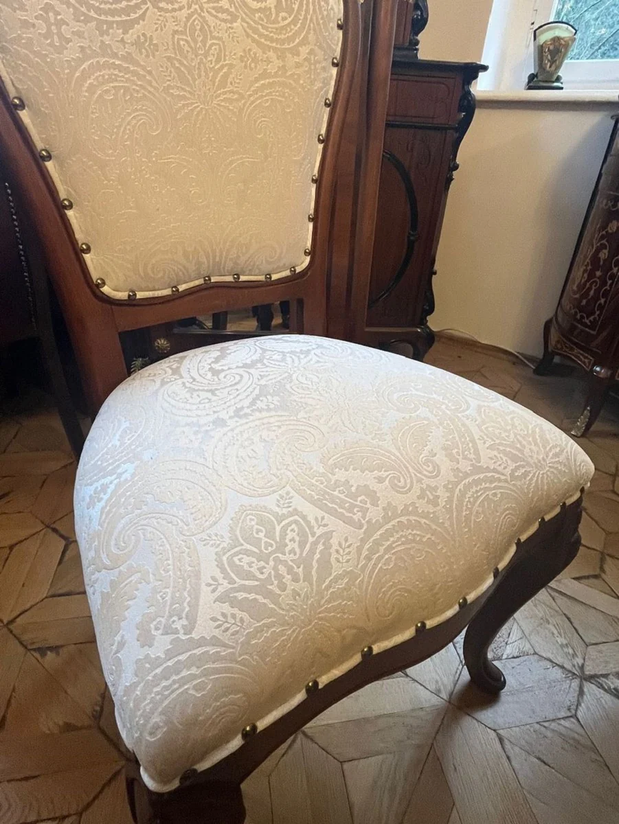 Luxury Baroque Dining Room Chair Cream / Brown - Handcrafted Solid Wood Chair with Elegant Pattern - Baroque Style Kitchen Chair - Baroque Dining Room Furniture - Noble & Magnificent