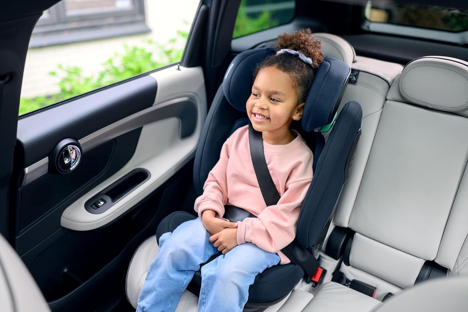 Maxi-Cosi RodiFix Pro² i-Size, ISOFIX Seggiolino Auto, 3 posizioni, 3,5-12 anni, 100-150 cm, ClimaFlow, Altezza Regolabile, Protezione Impatti Laterali G-CELL, Authentic Graphite