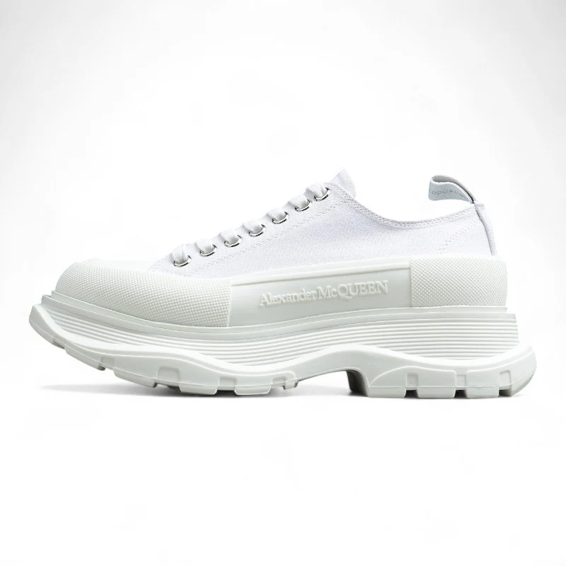 Alexander McQueen Tread Slick Low Lace-Up in White - Sneaker Replica Workshop