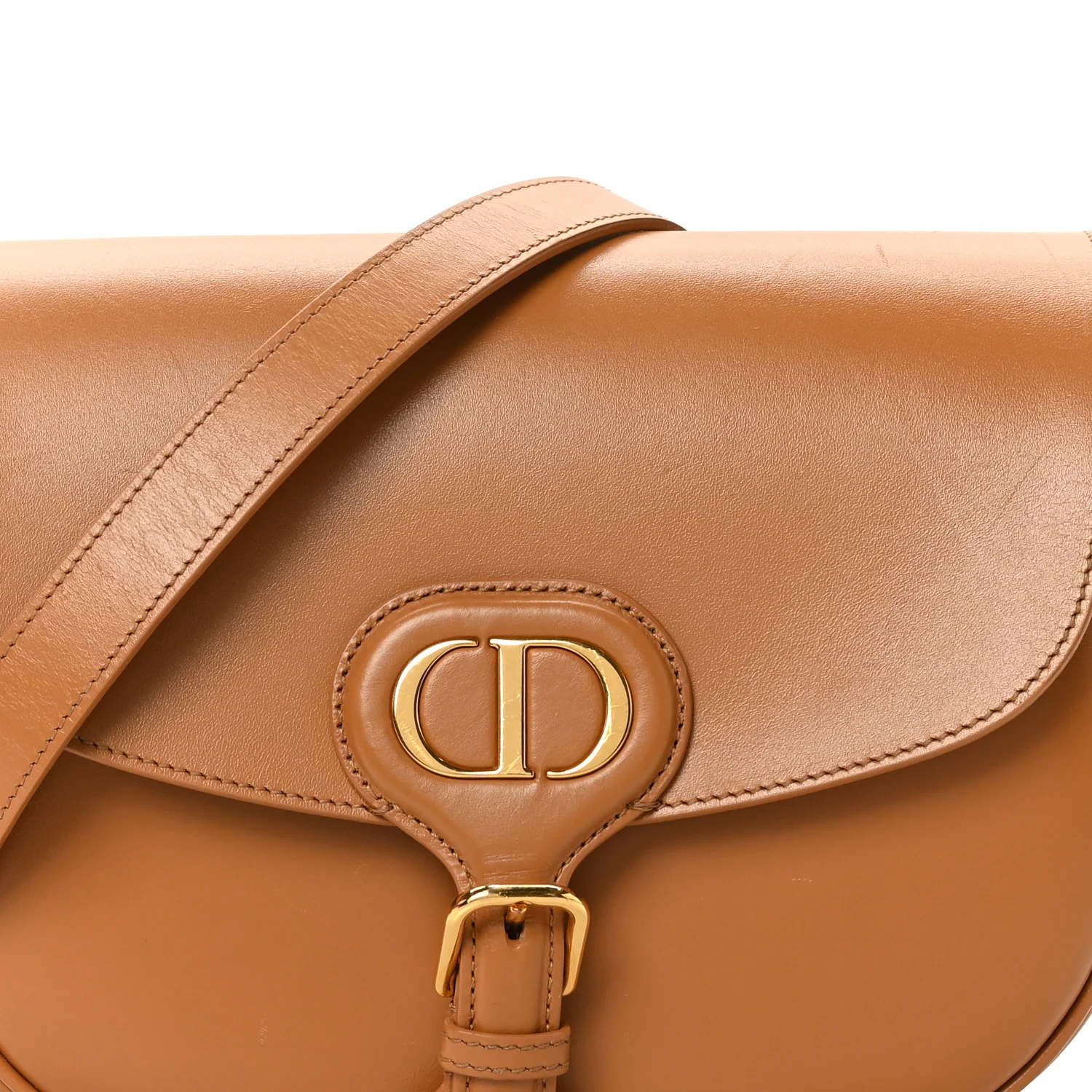 Box Calfskin Medium Bobby Flap Camel - Top Club