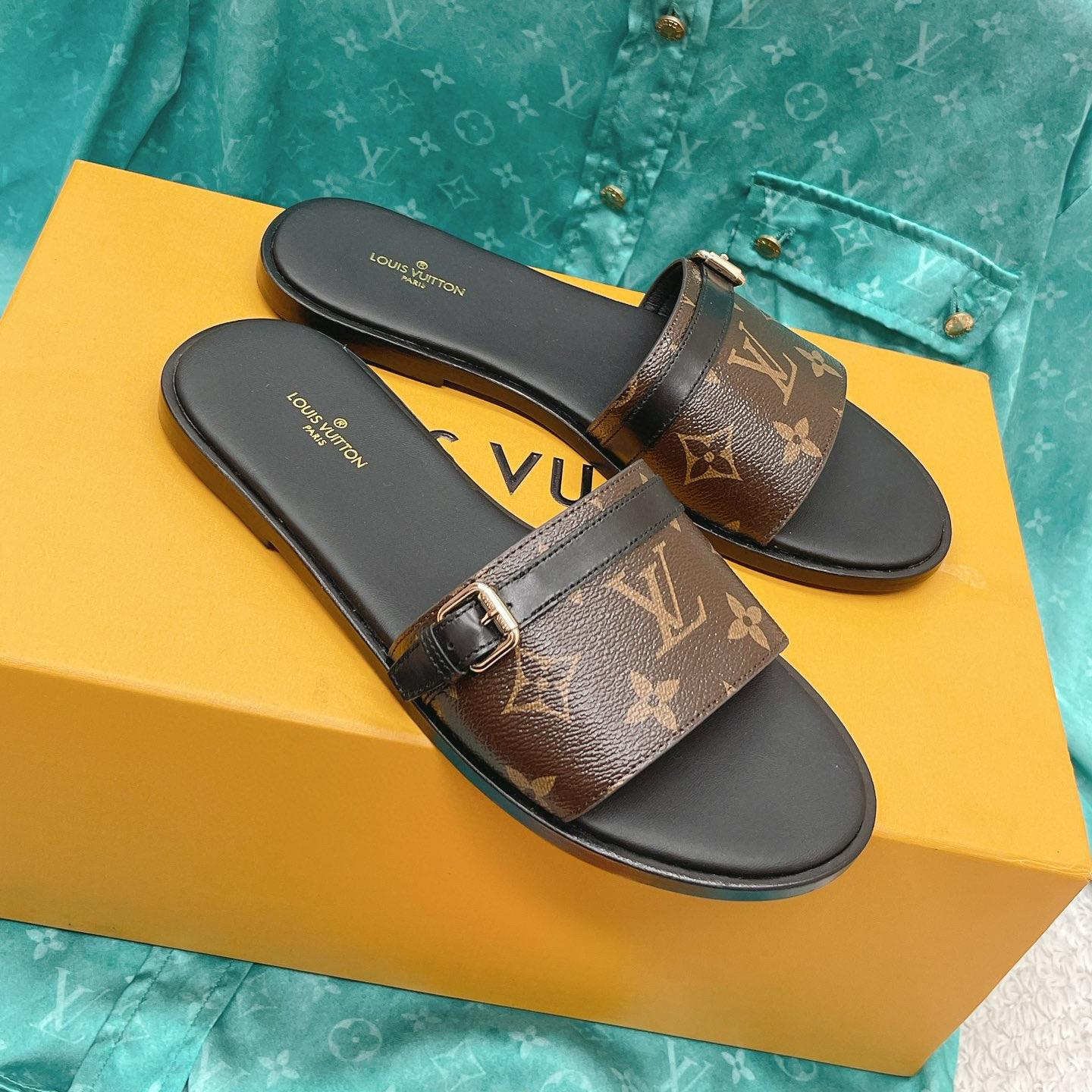 Louis Vuitton LV Comfortable Flat Slippers  Slide Sandal (Replica) - Sneaker Replica Workshop