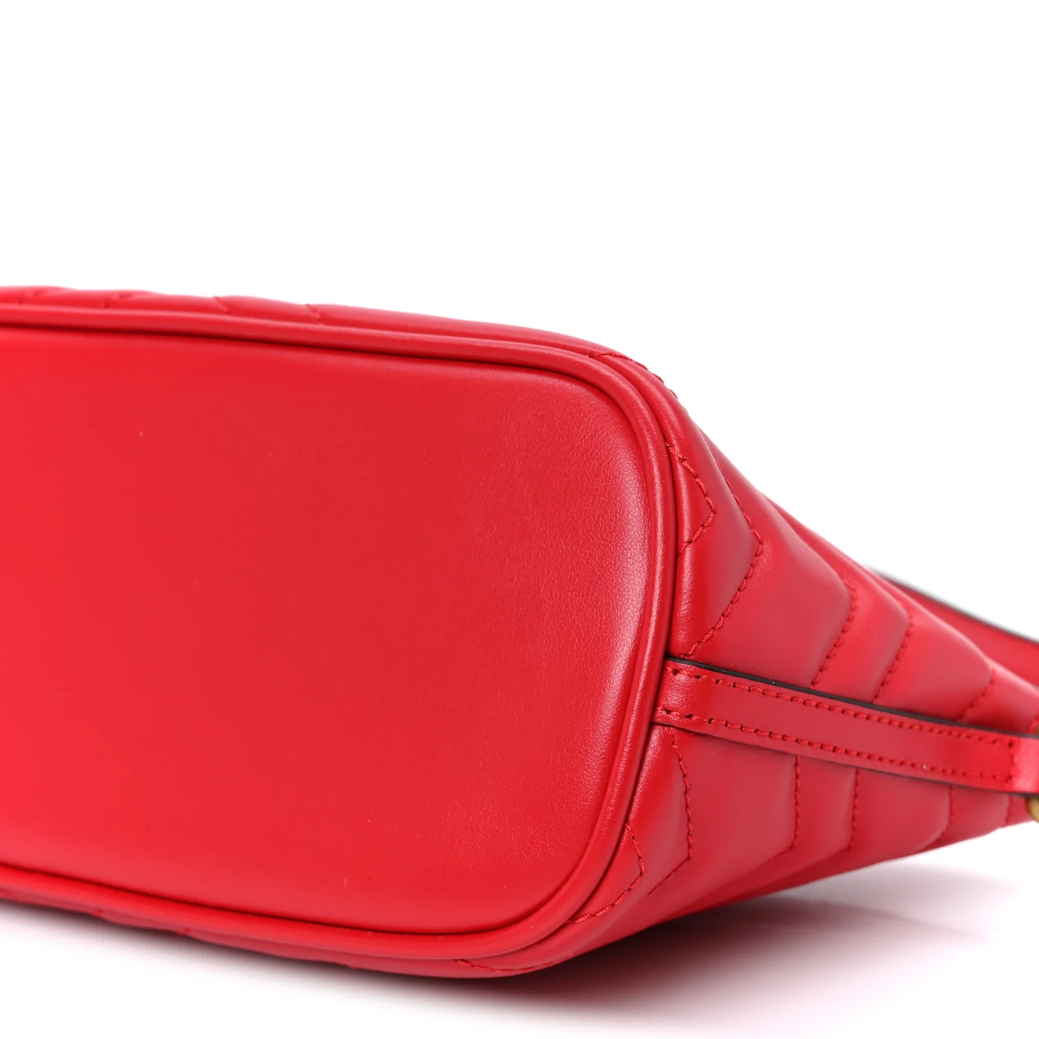 Calfskin Matelasse Chevron GG Marmont Sling Shoulder Bag Rosso - Top Club