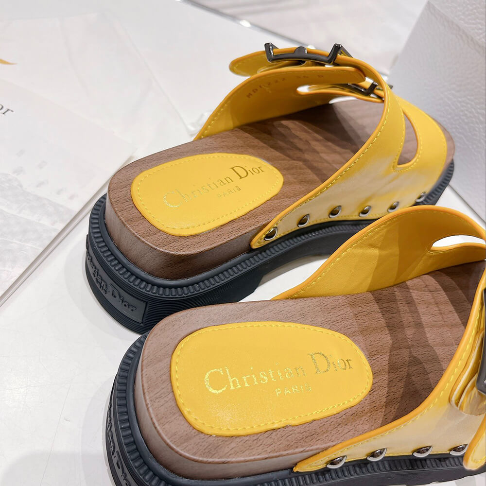 DIORQUAKE STRAP SANDAL - Top Club