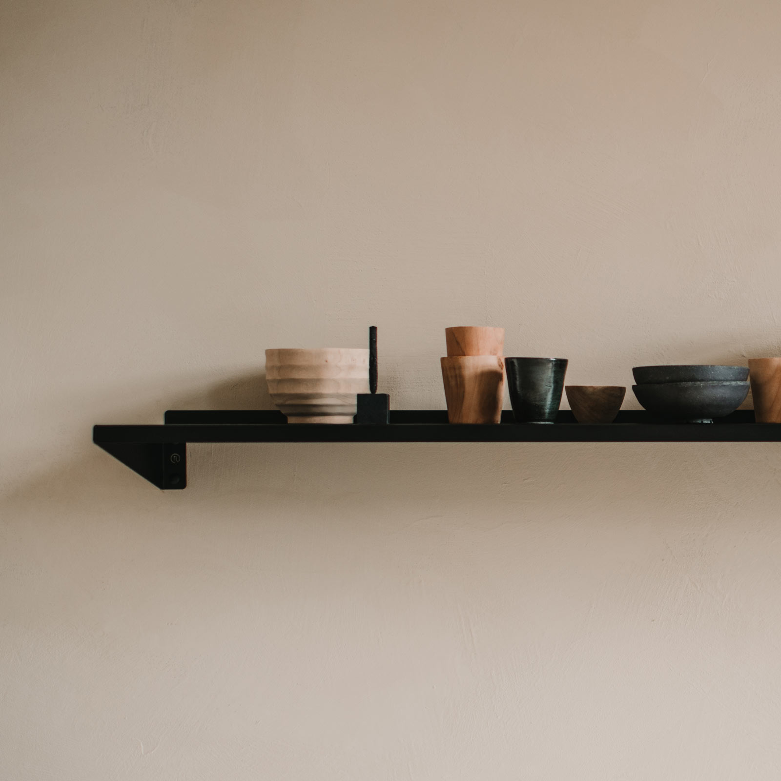 Wandplank °01 | 40 cm Black