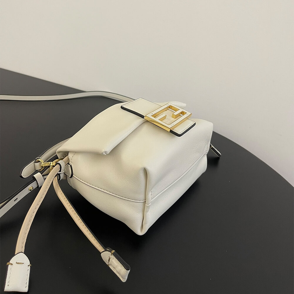 Fendi Mamma Baguette Small(high-end grade) - Top Club