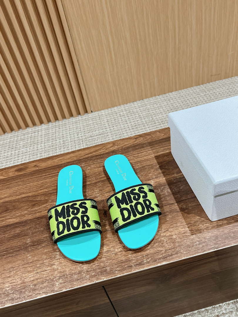 Dior KCO109EZO Dway Slide Embroidered Cotton Miss Dior Allover Motif Shoes D82993 - Sneaker Replica Workshop