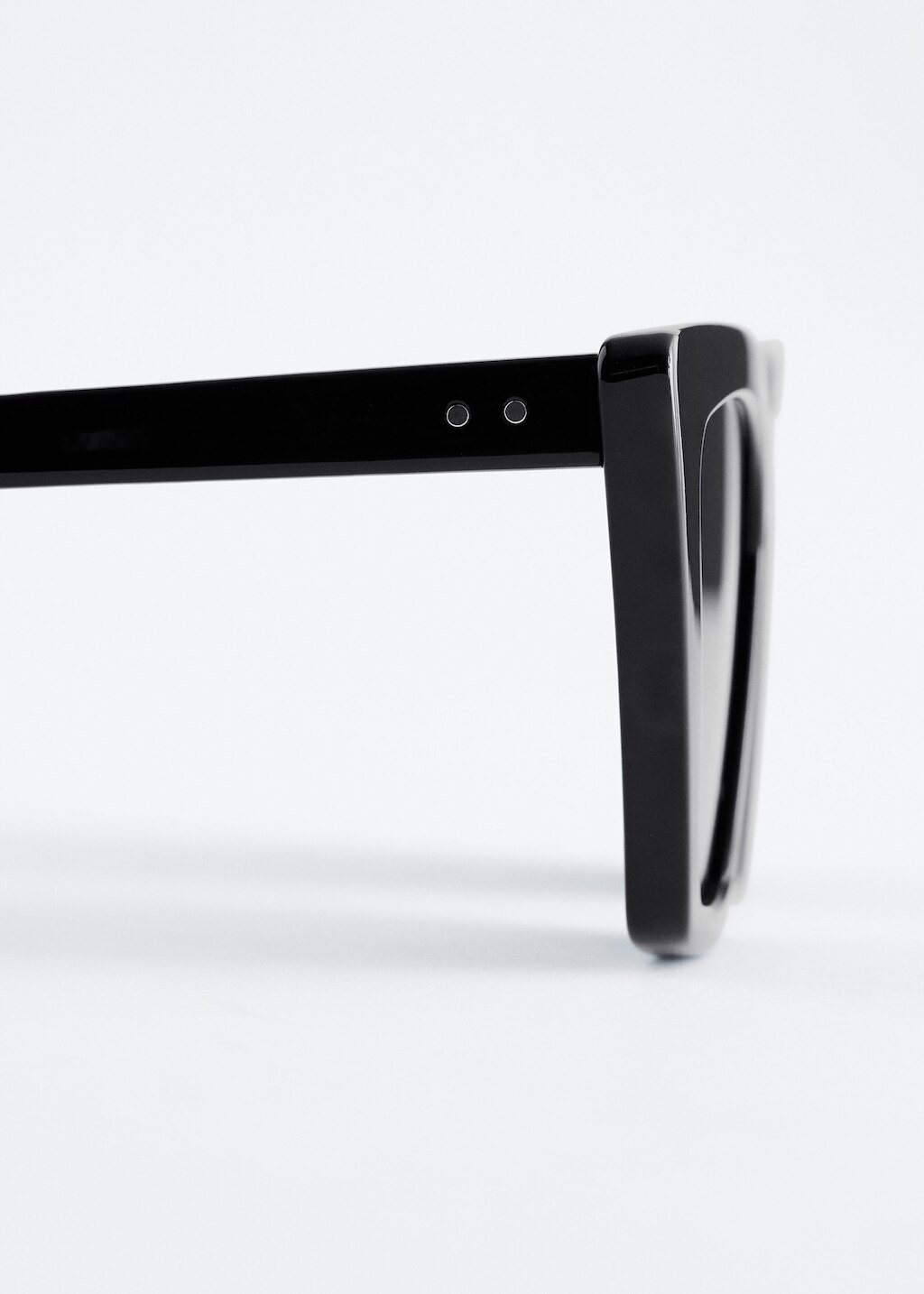 & Other Stories ANGULAR CAT EYE SUNGLASSES