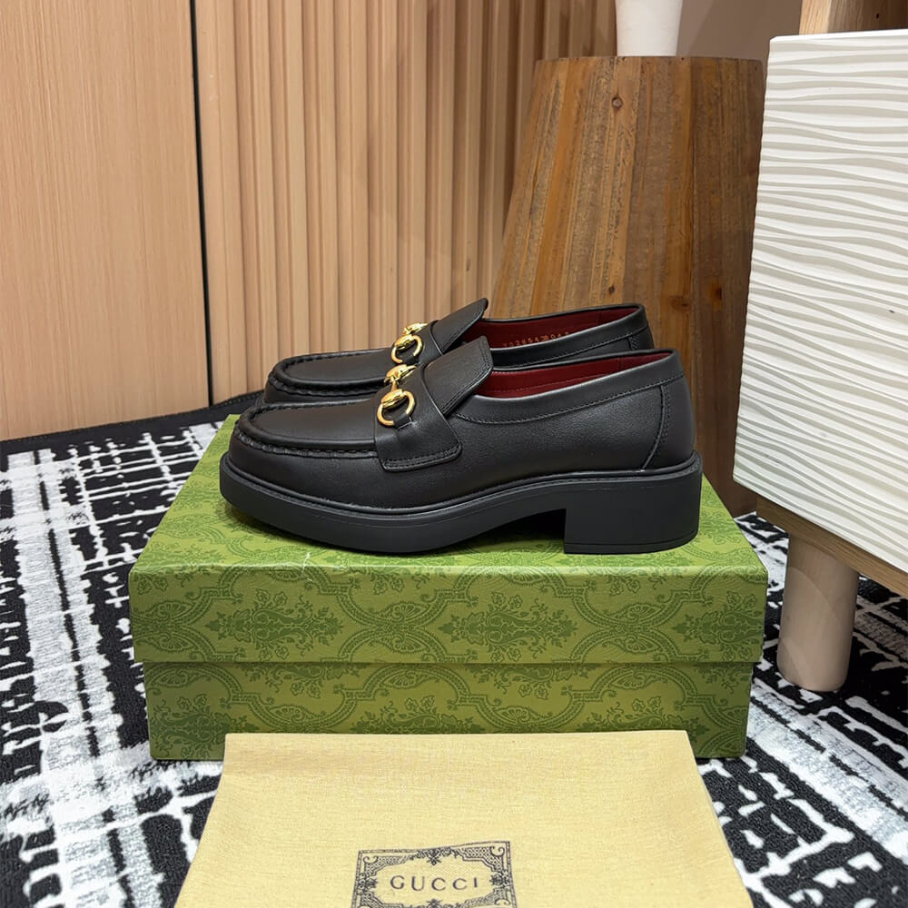 GUCCI Women s loafer with Horsebit