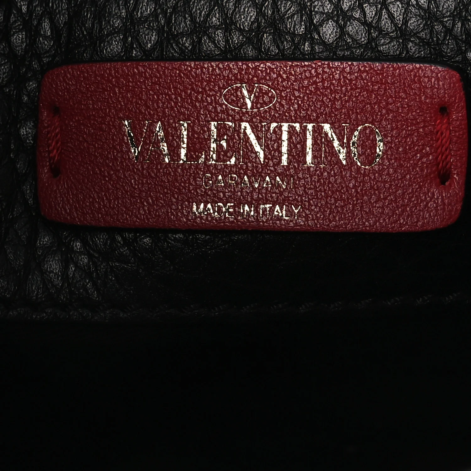 Grained Calfskin Rockstud Saddle Bag Black - Top Club