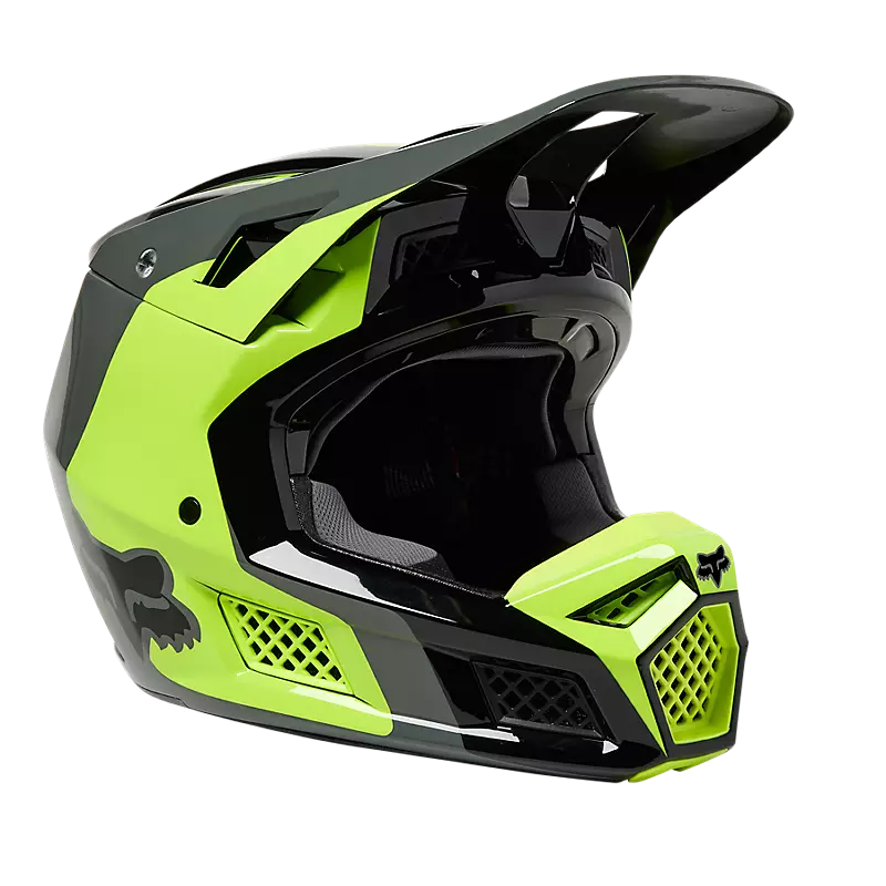 V3 RS Effect Helm (2023)