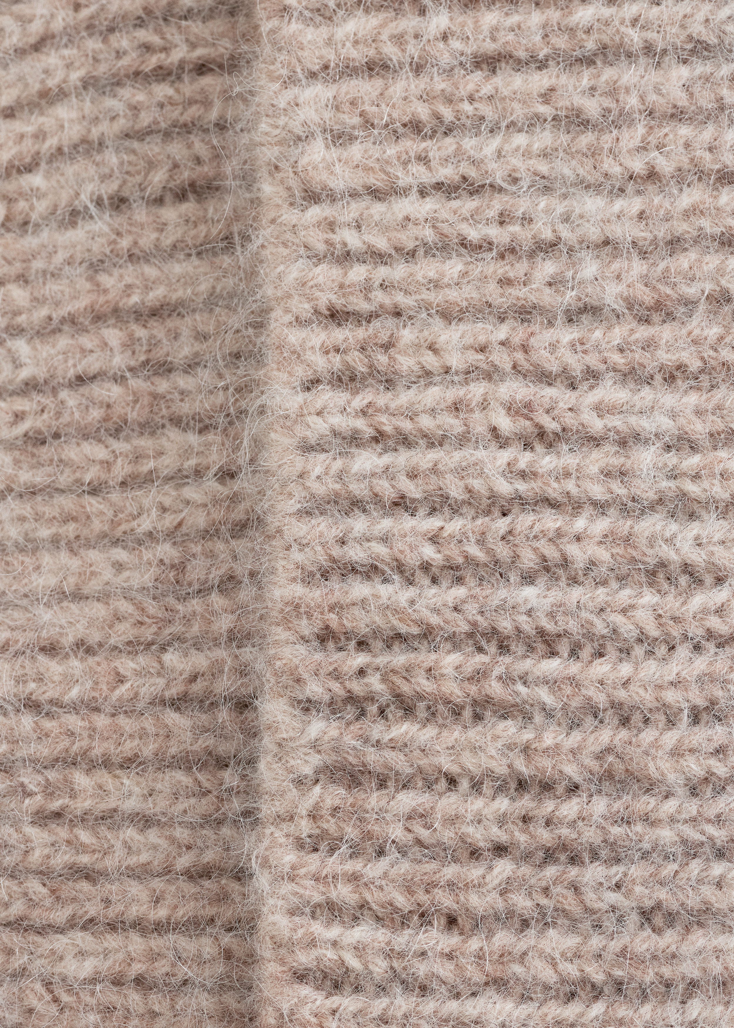 & Other Stories WOOL BLEND BEANIE