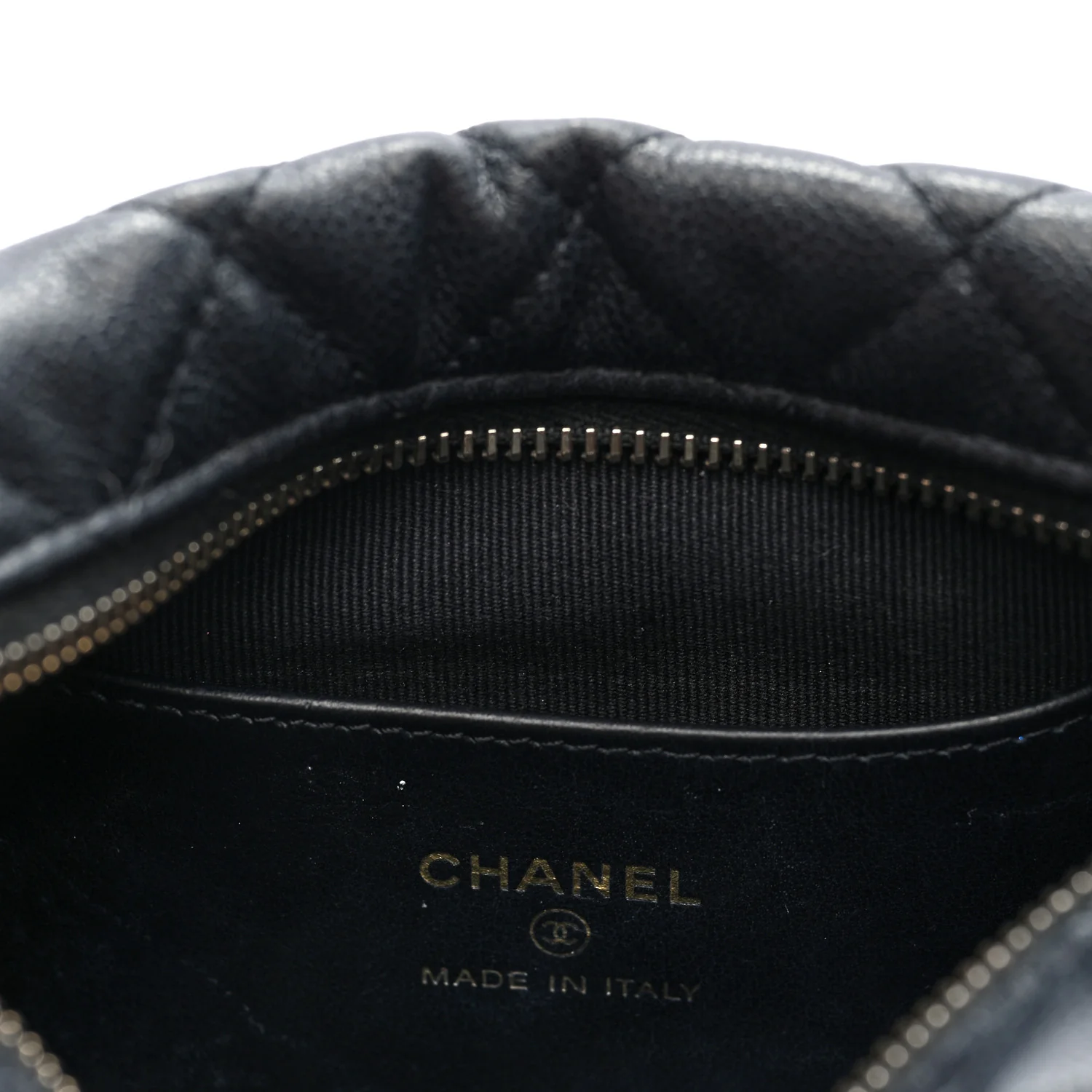 Grained Calfskin Quilted Pearl Pouch Hobo Black - Top Club