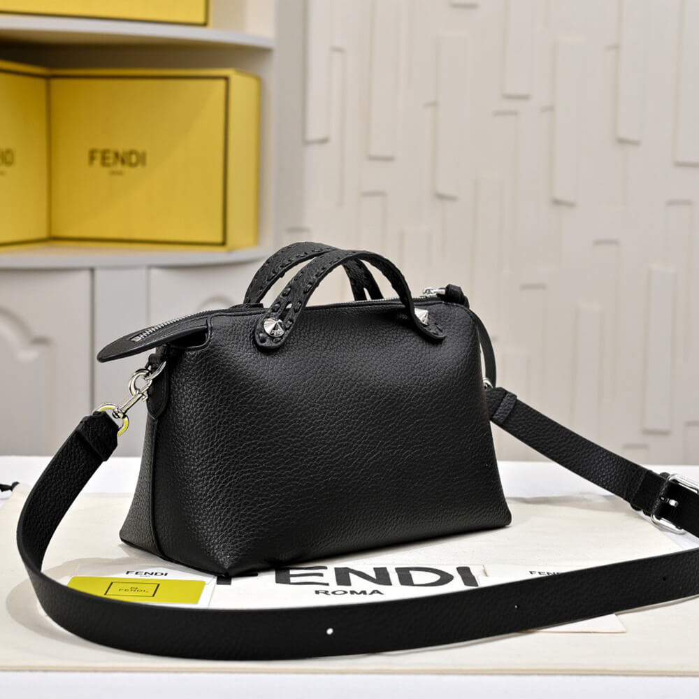 FENDI By The Way Selleria Medium - Top Club