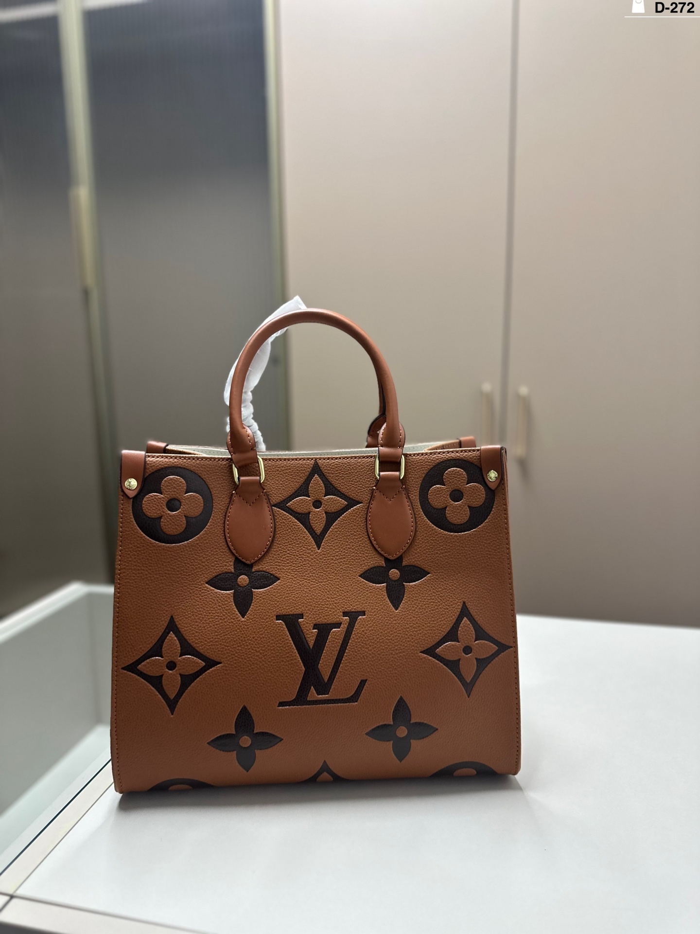 louis new arrival onthego tote bag size: 32.15.27 cm - Top Club